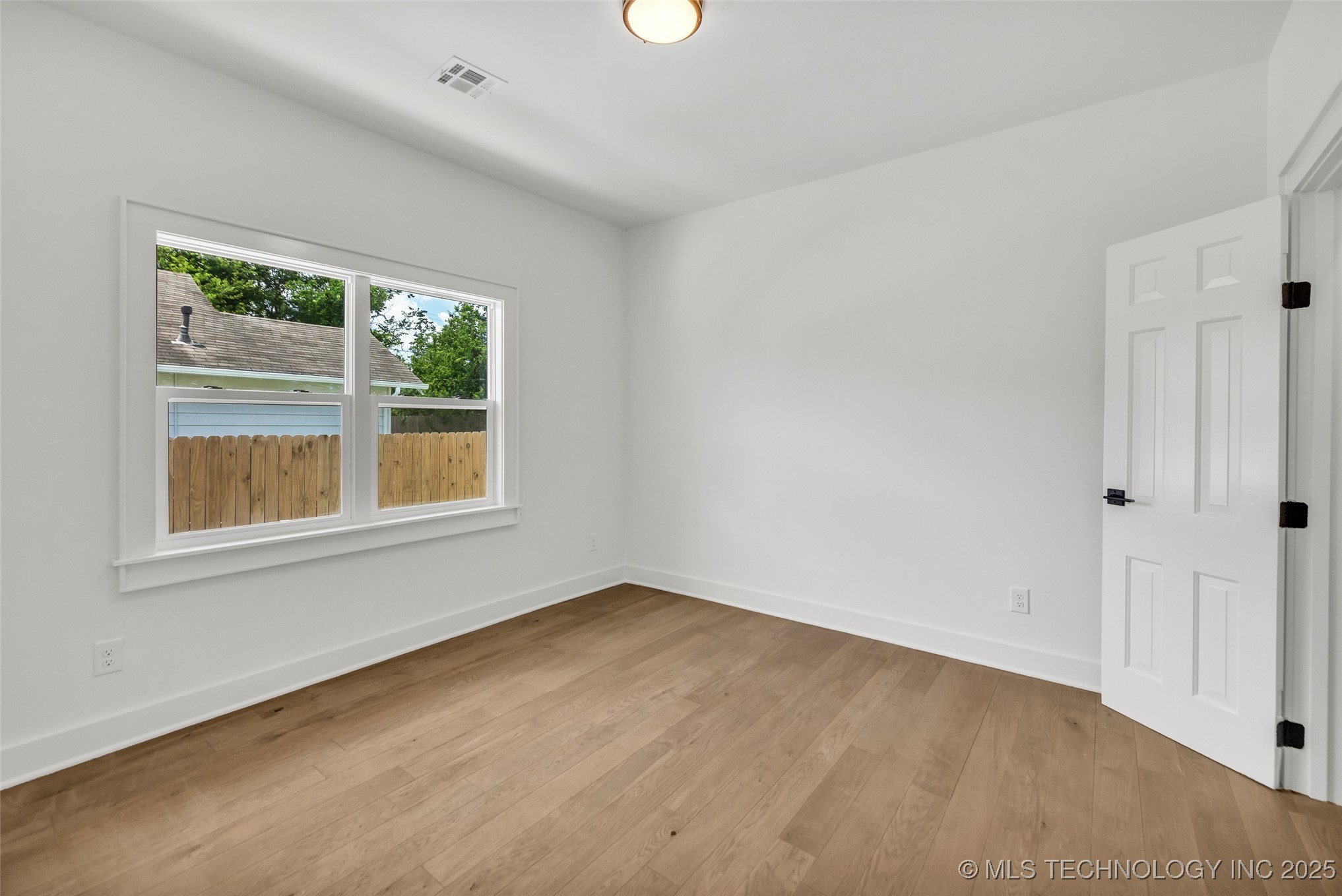1524 N Main Street
