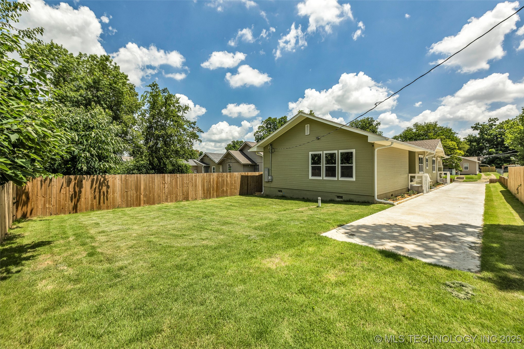 1524 N Main Street