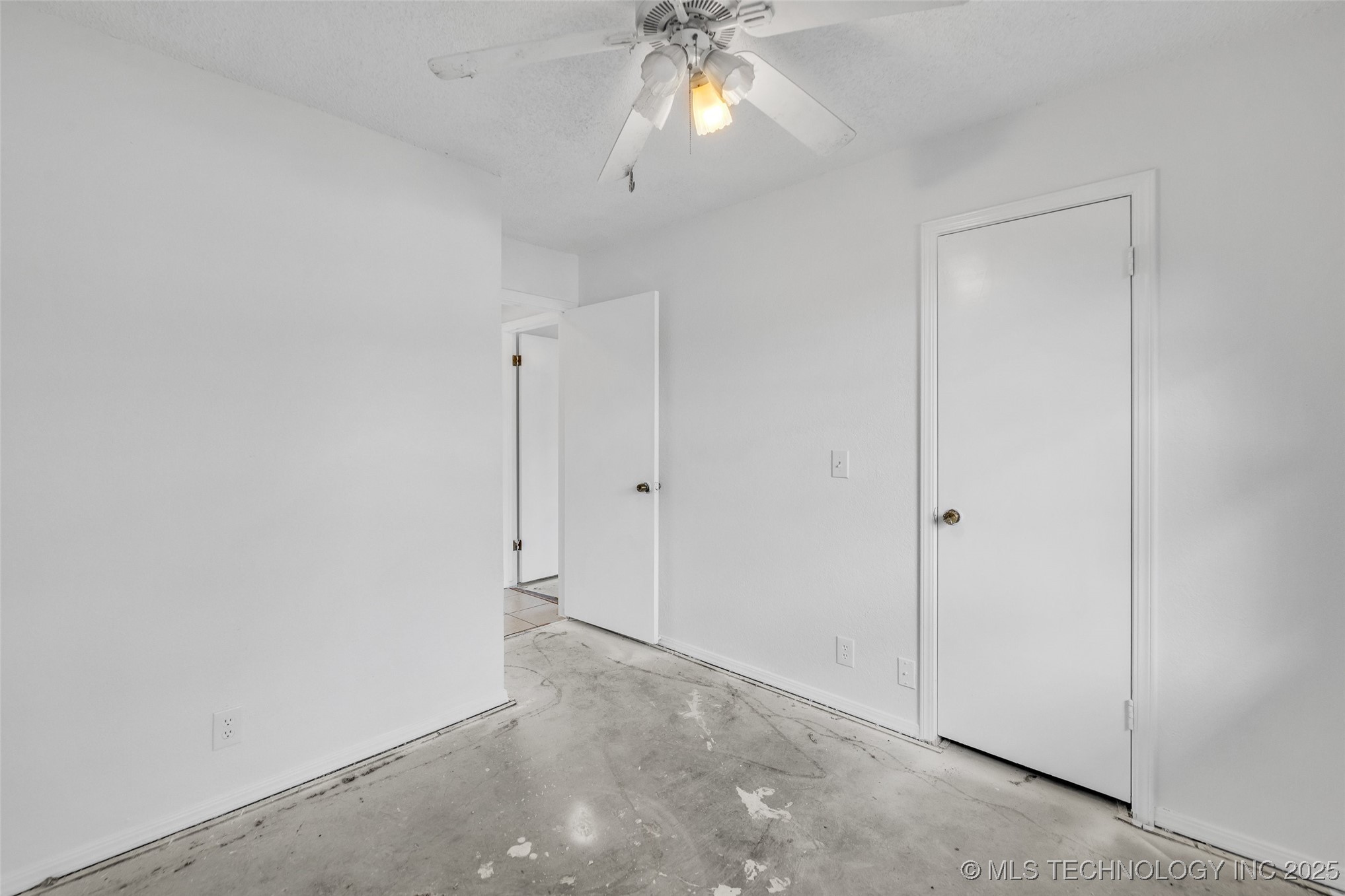 1901 W Vandalia Street