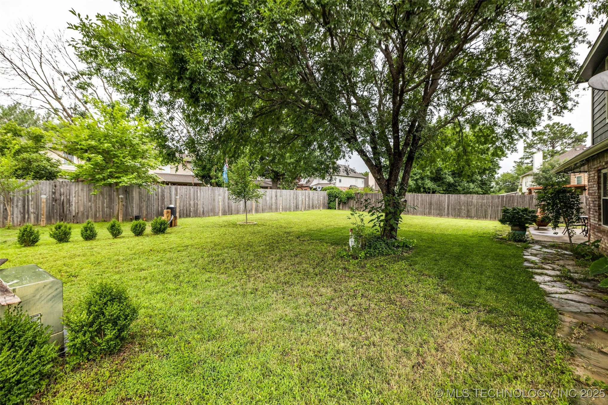 7416 109th East Avenue