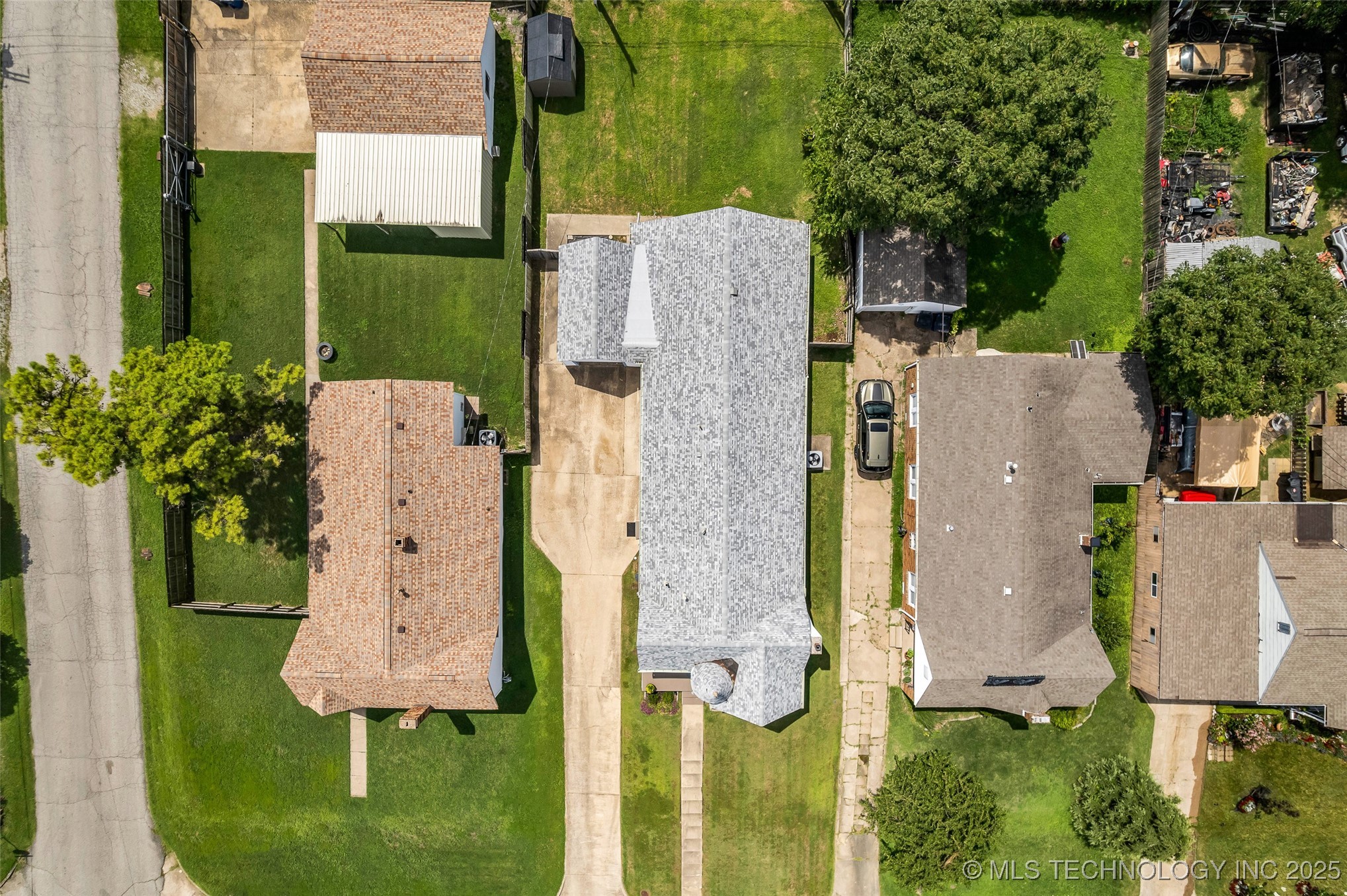 116 S Jamestown Avenue