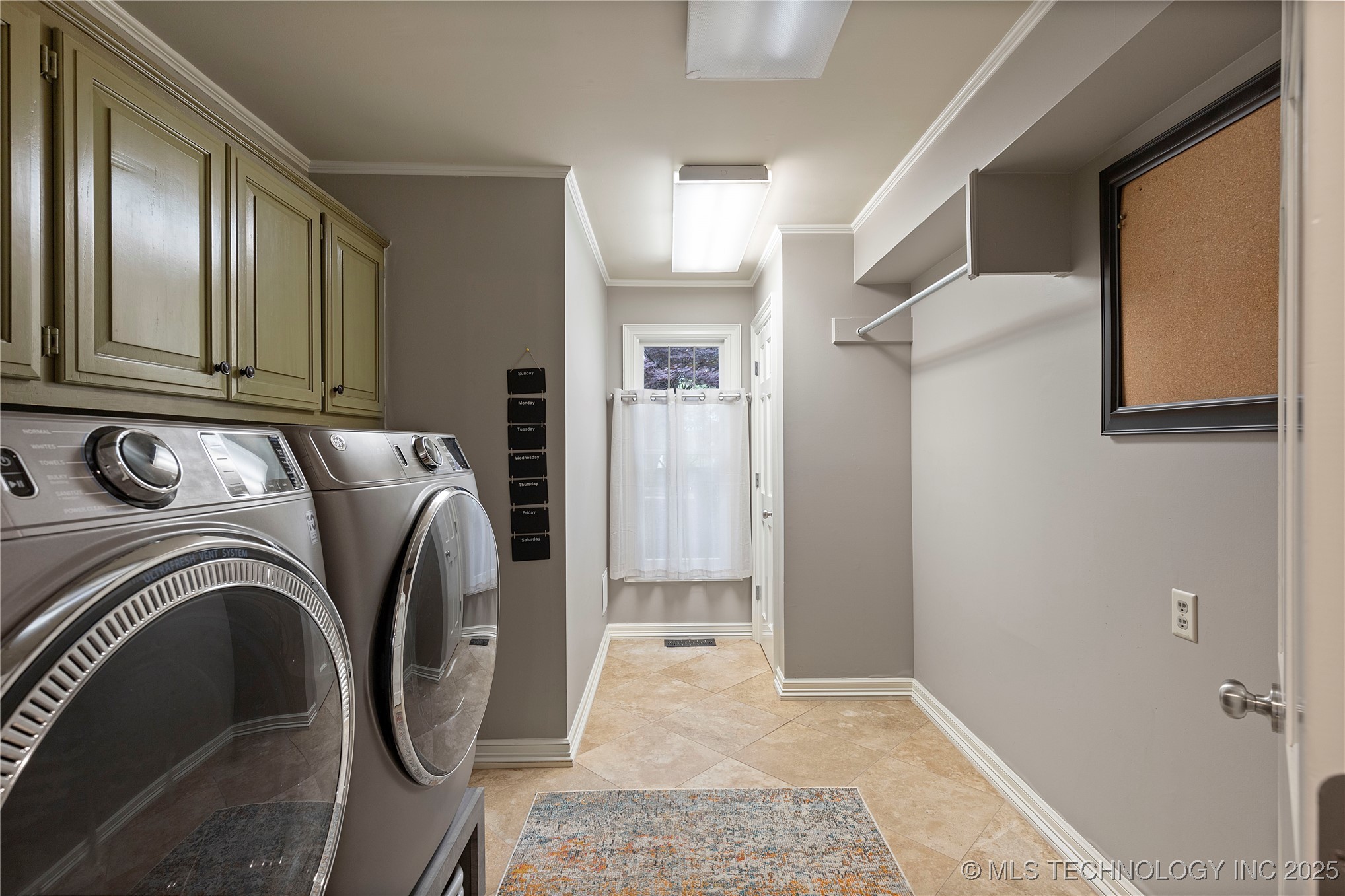 5325 E 115th Place