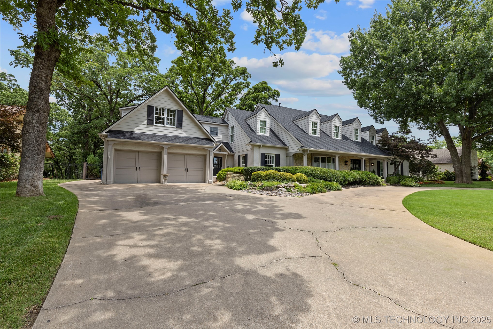 5325 E 115th Place