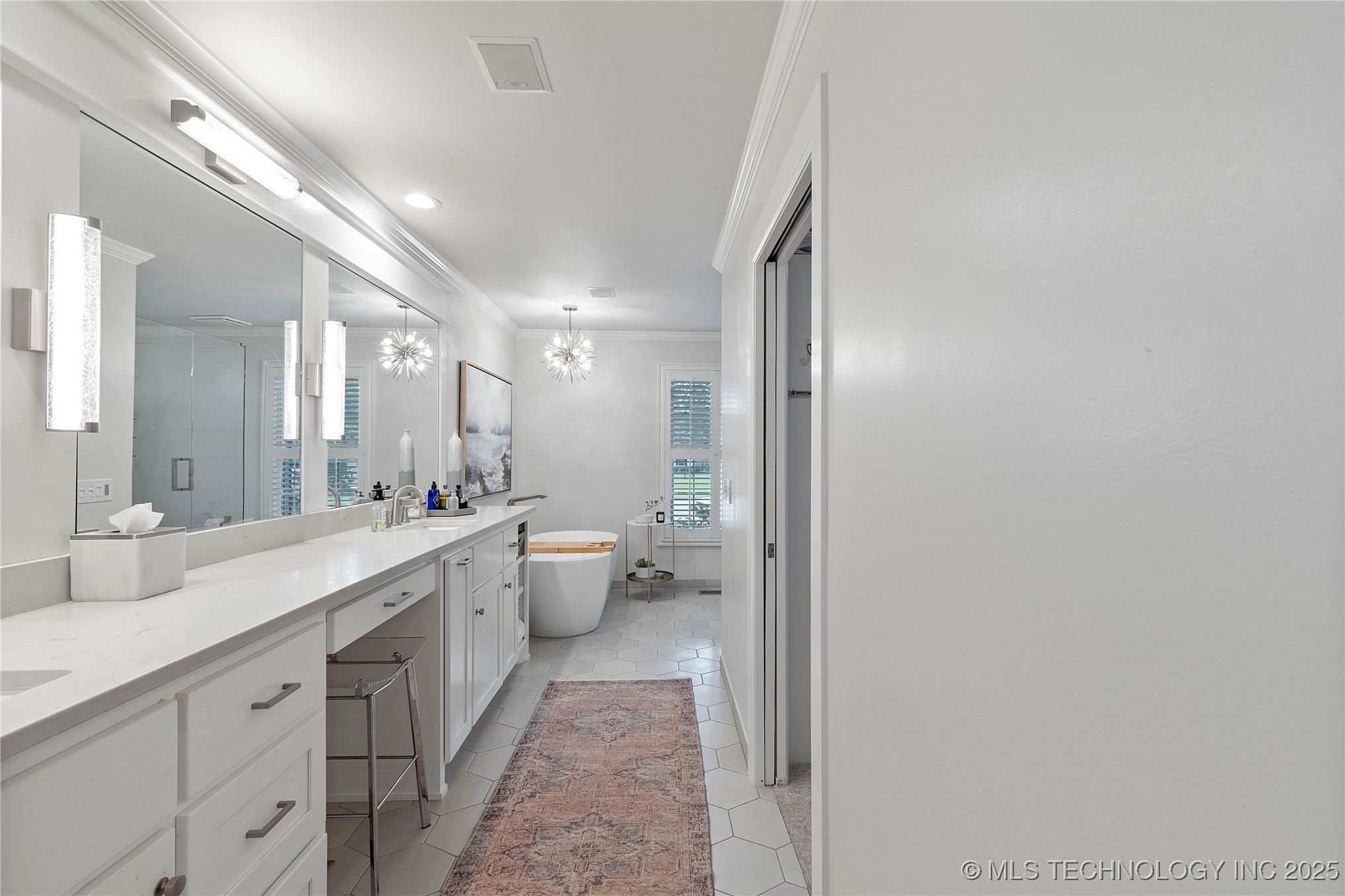 5325 E 115th Place