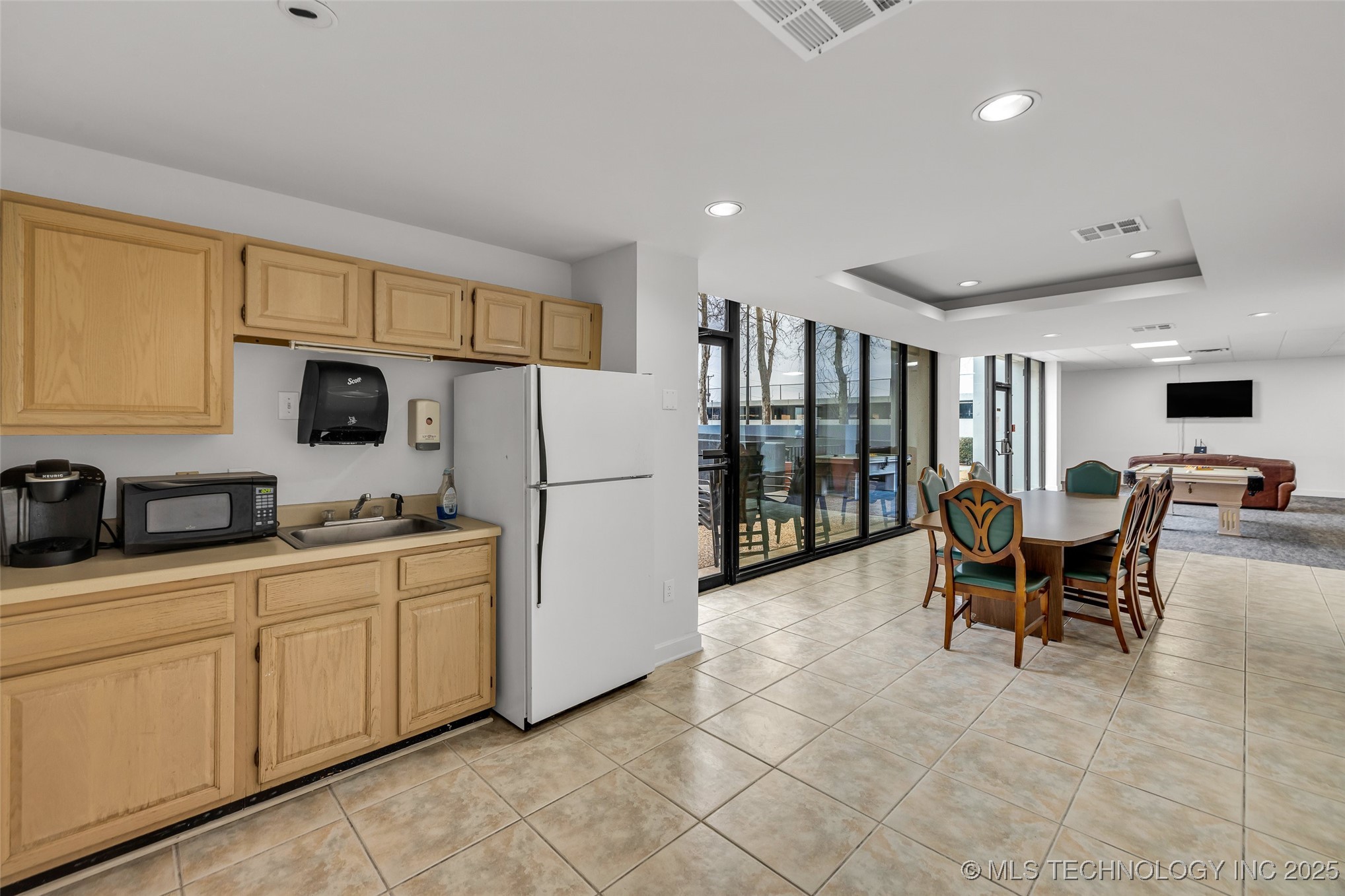 410 W 7th Street 1122