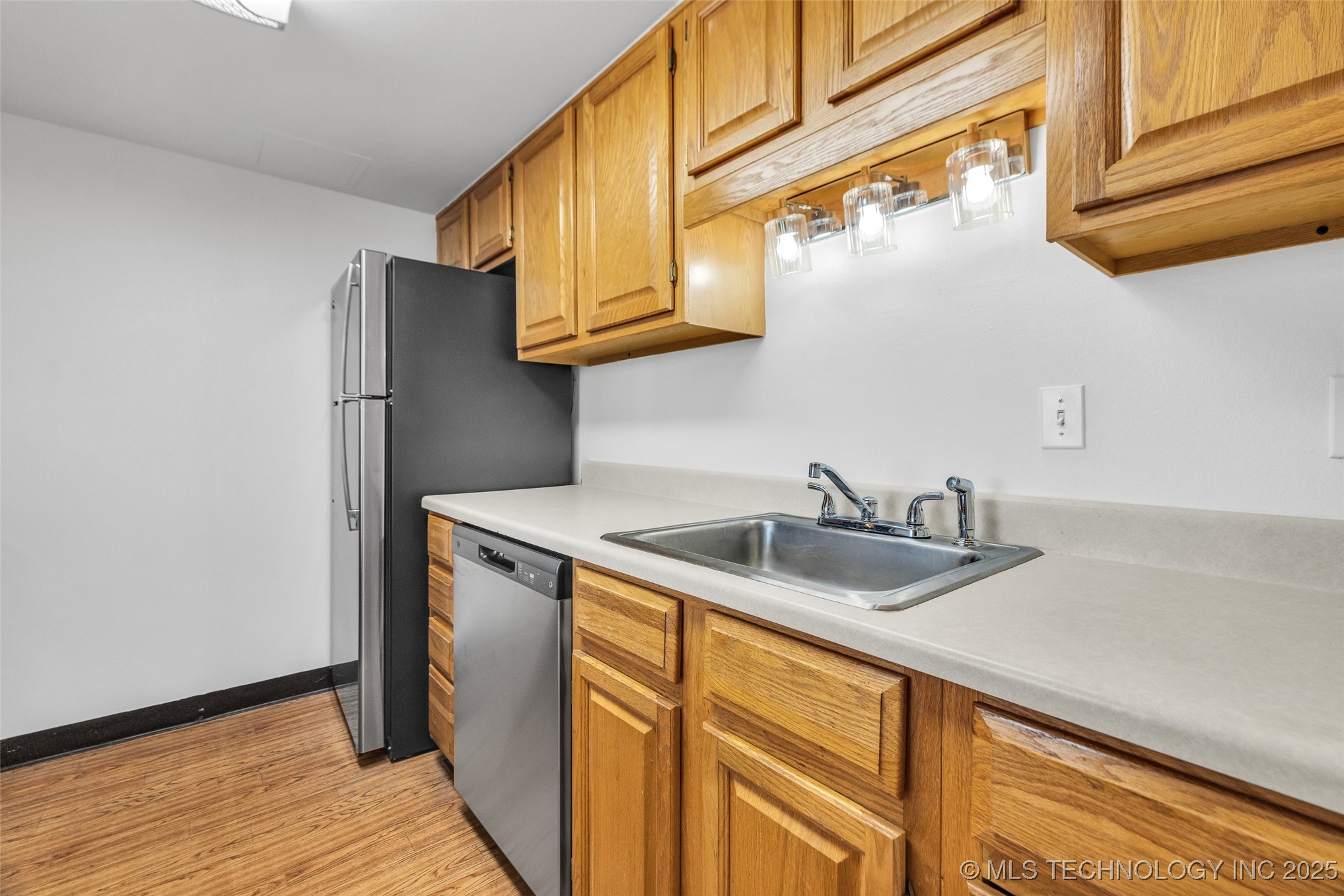 410 W 7th Street 1122