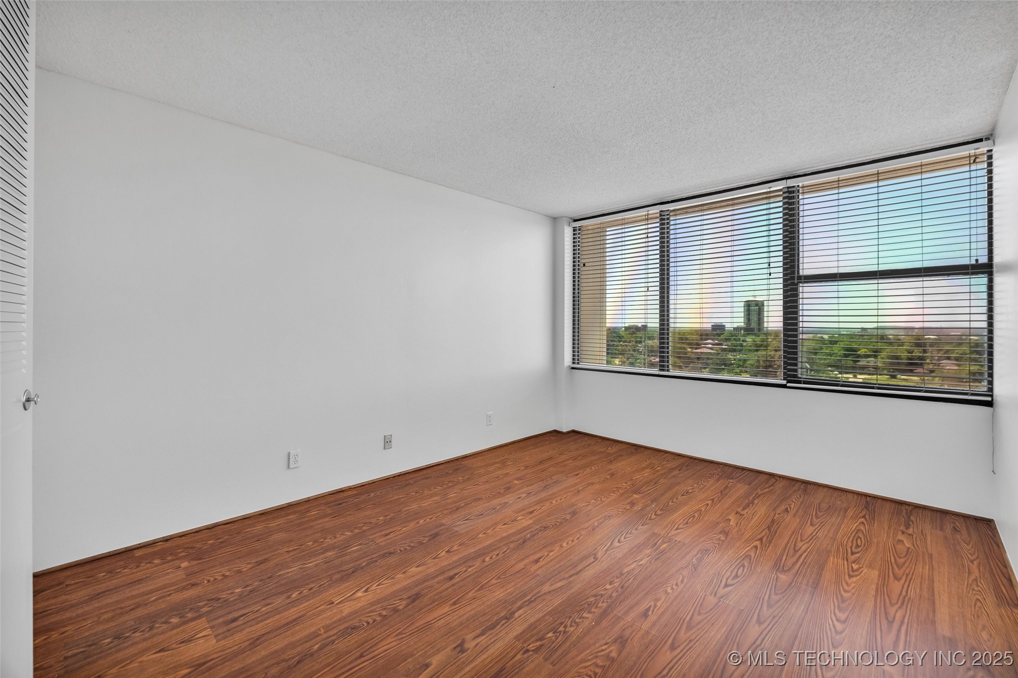 410 W 7th Street 1122