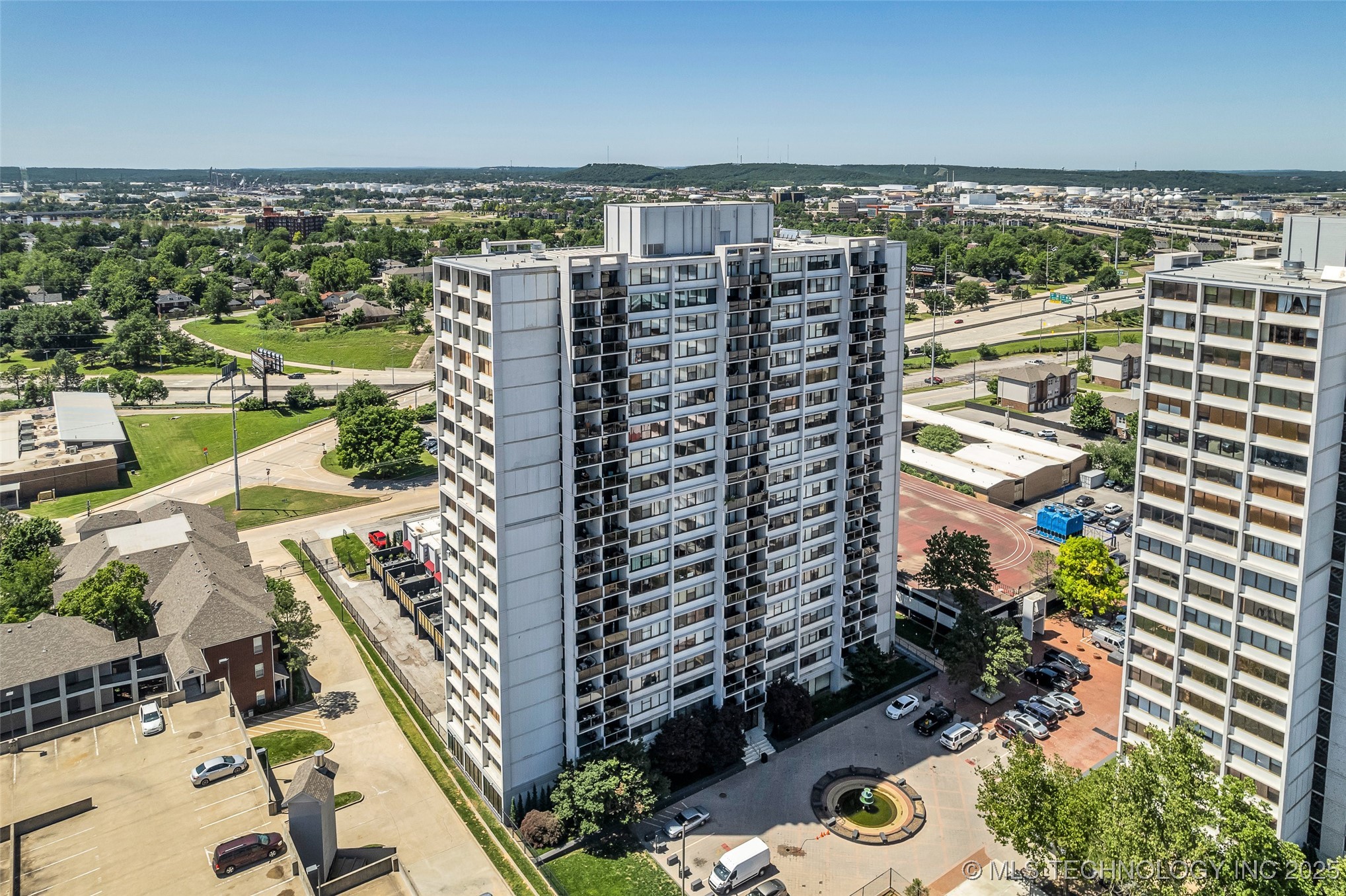 410 W 7th Street 1122