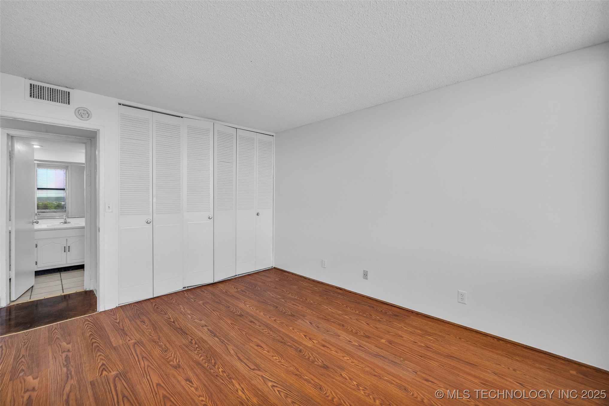 410 W 7th Street 1122