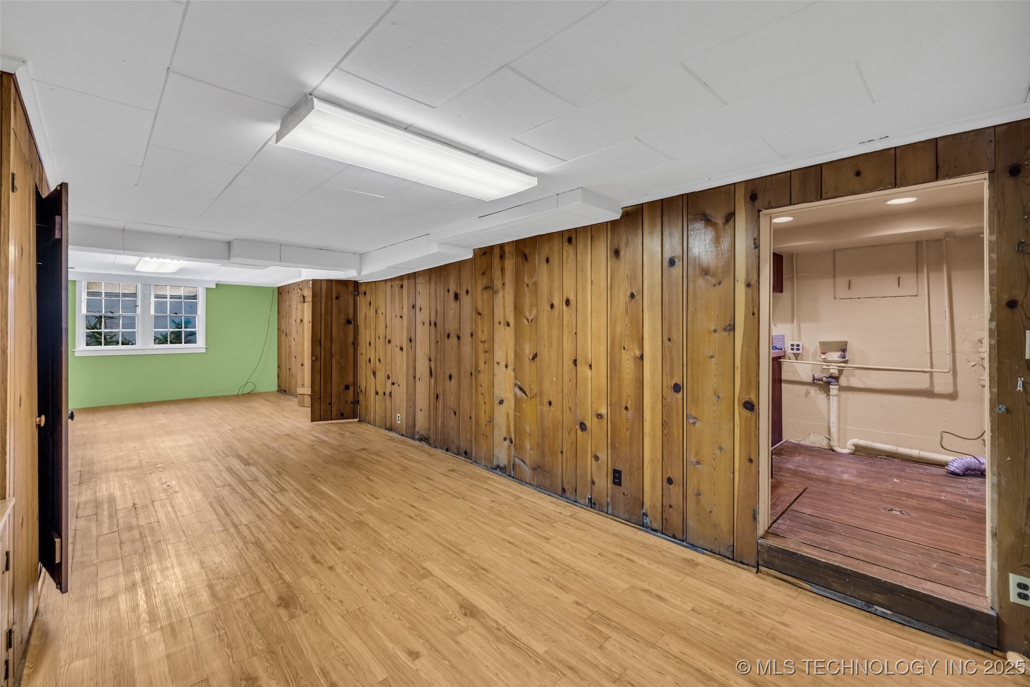 1613 Delaware Avenue