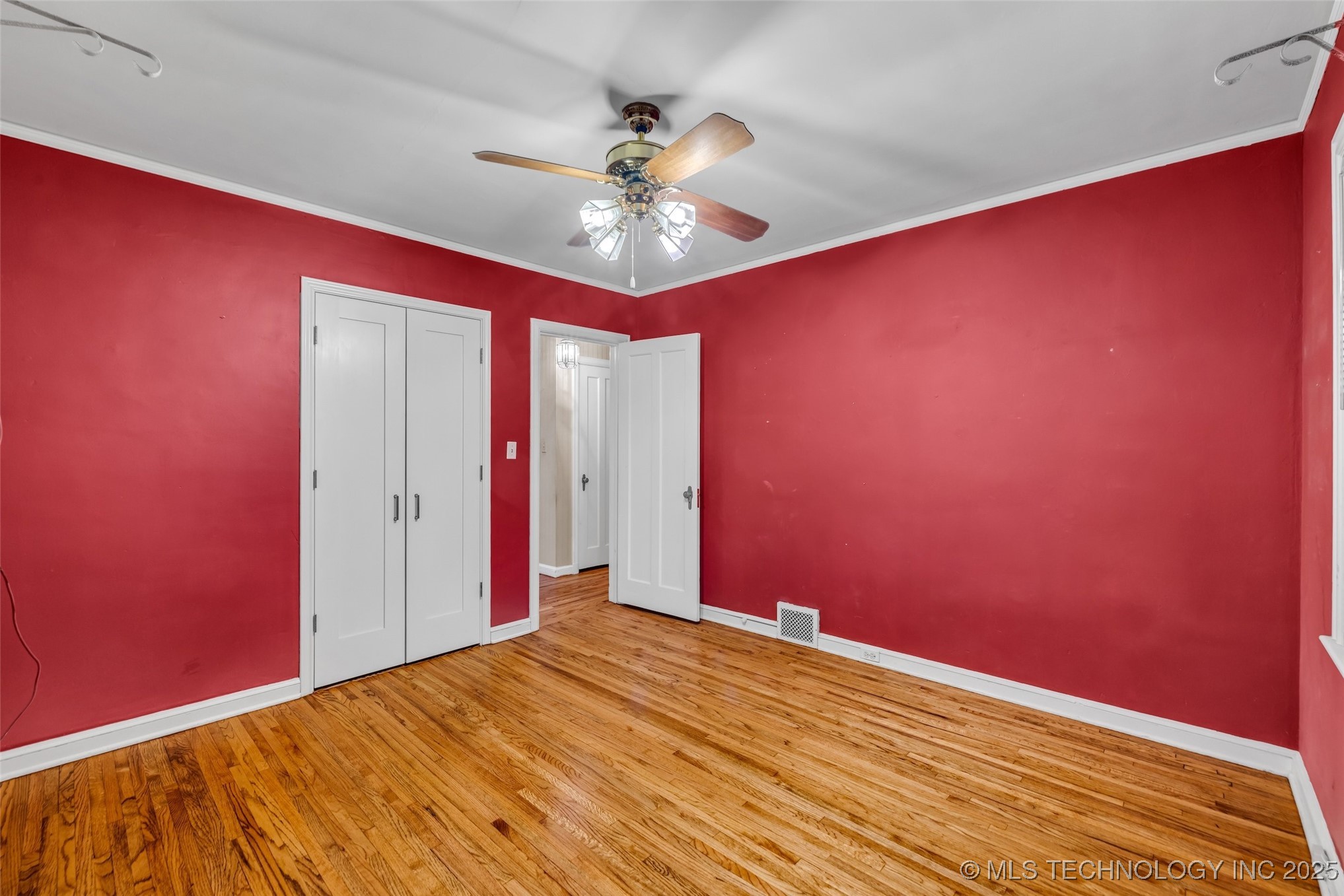 1613 Delaware Avenue