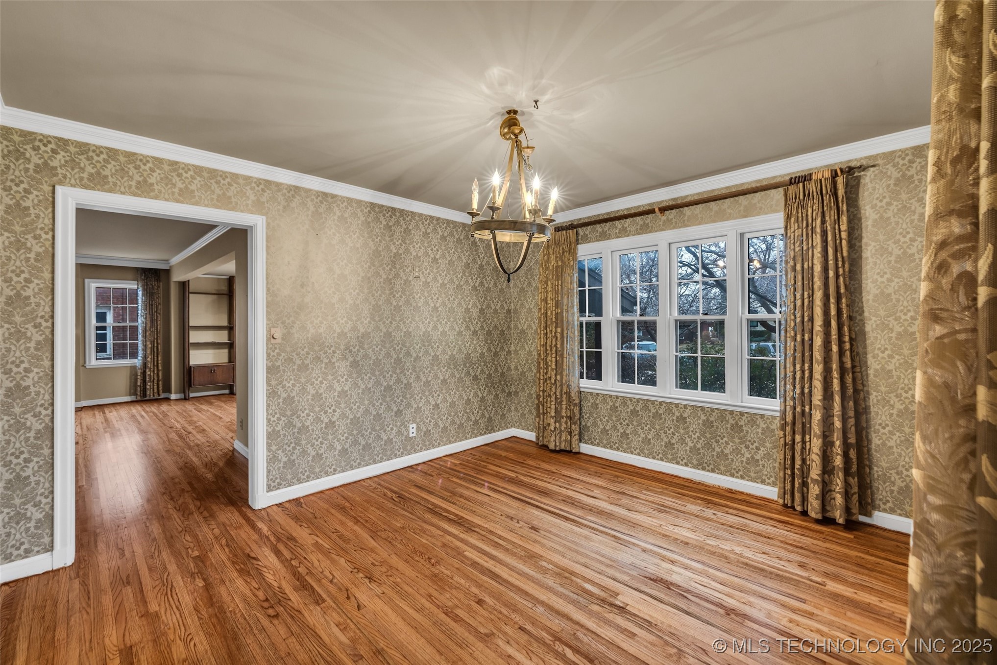 1613 Delaware Avenue