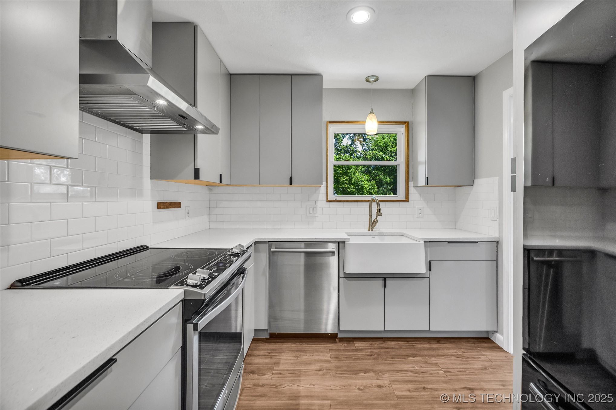 6219 S 29th West Avenue