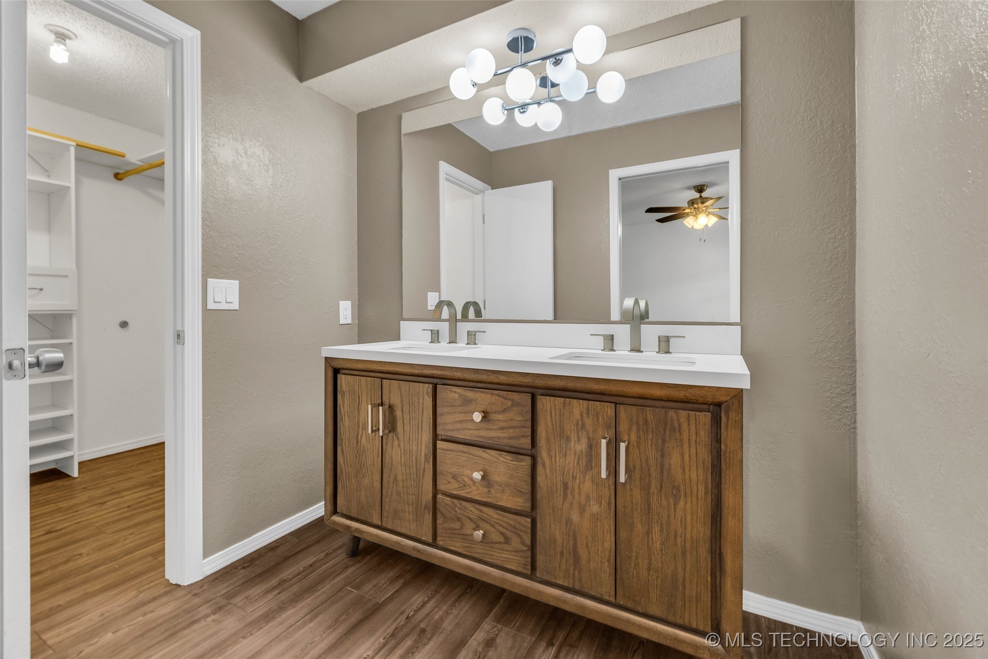 6219 S 29th West Avenue