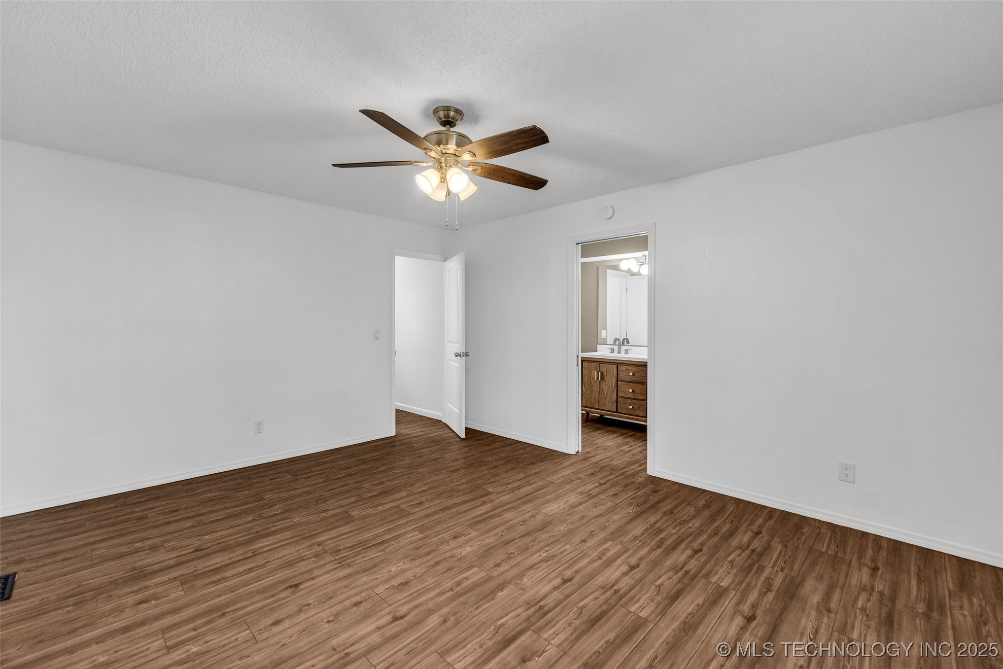 6219 S 29th West Avenue