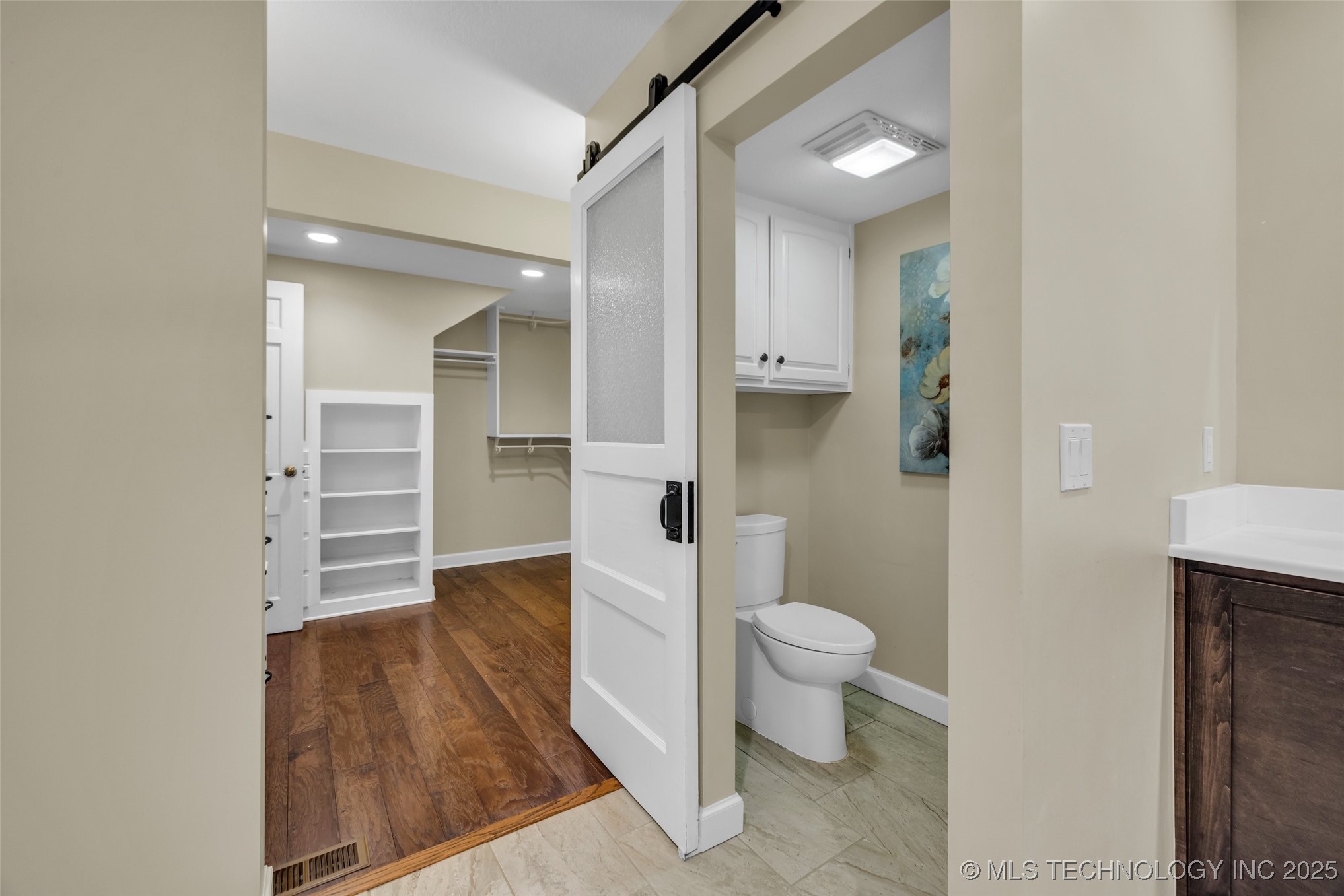 2835 E 47th Street