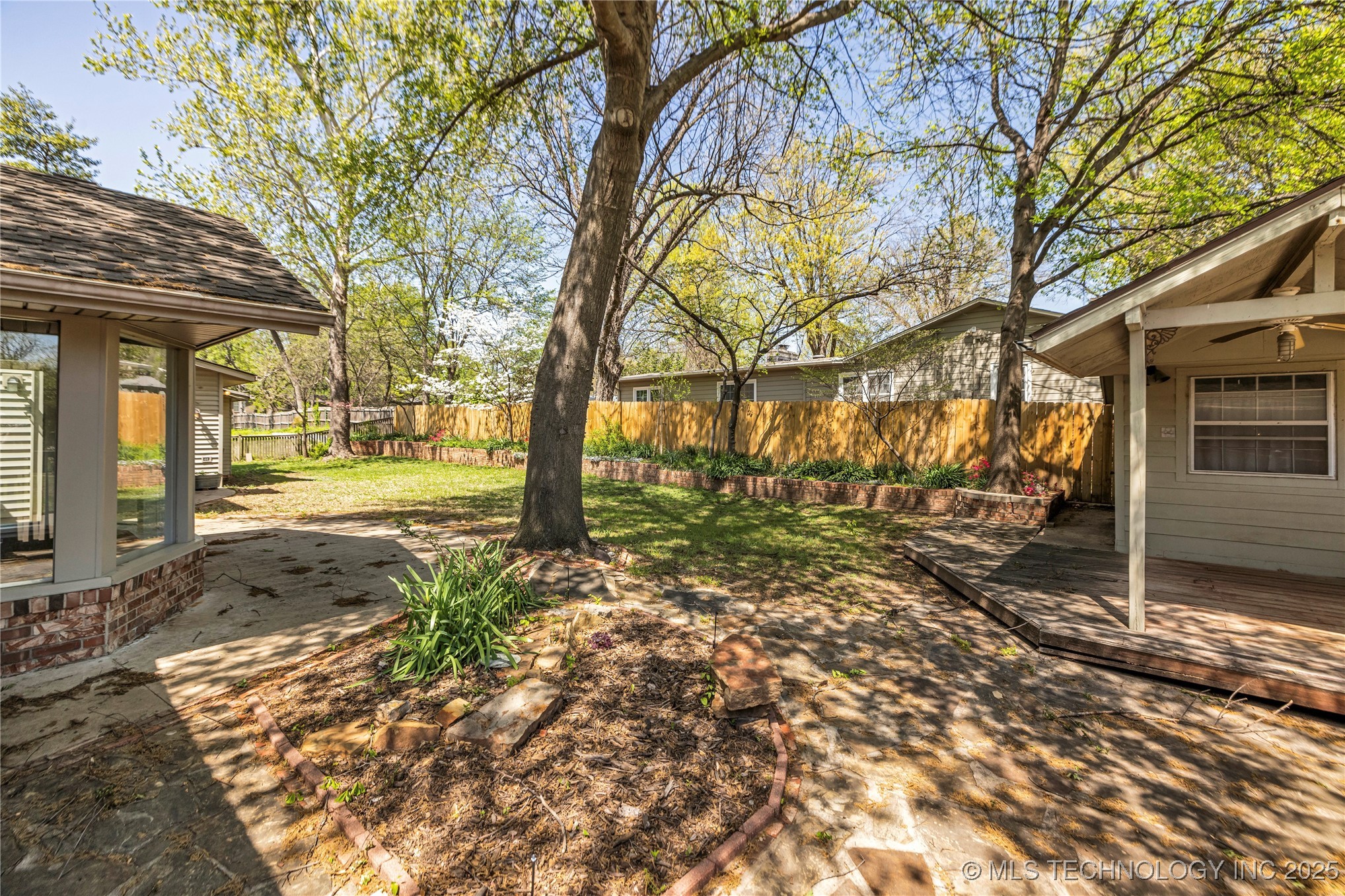 2835 E 47th Street