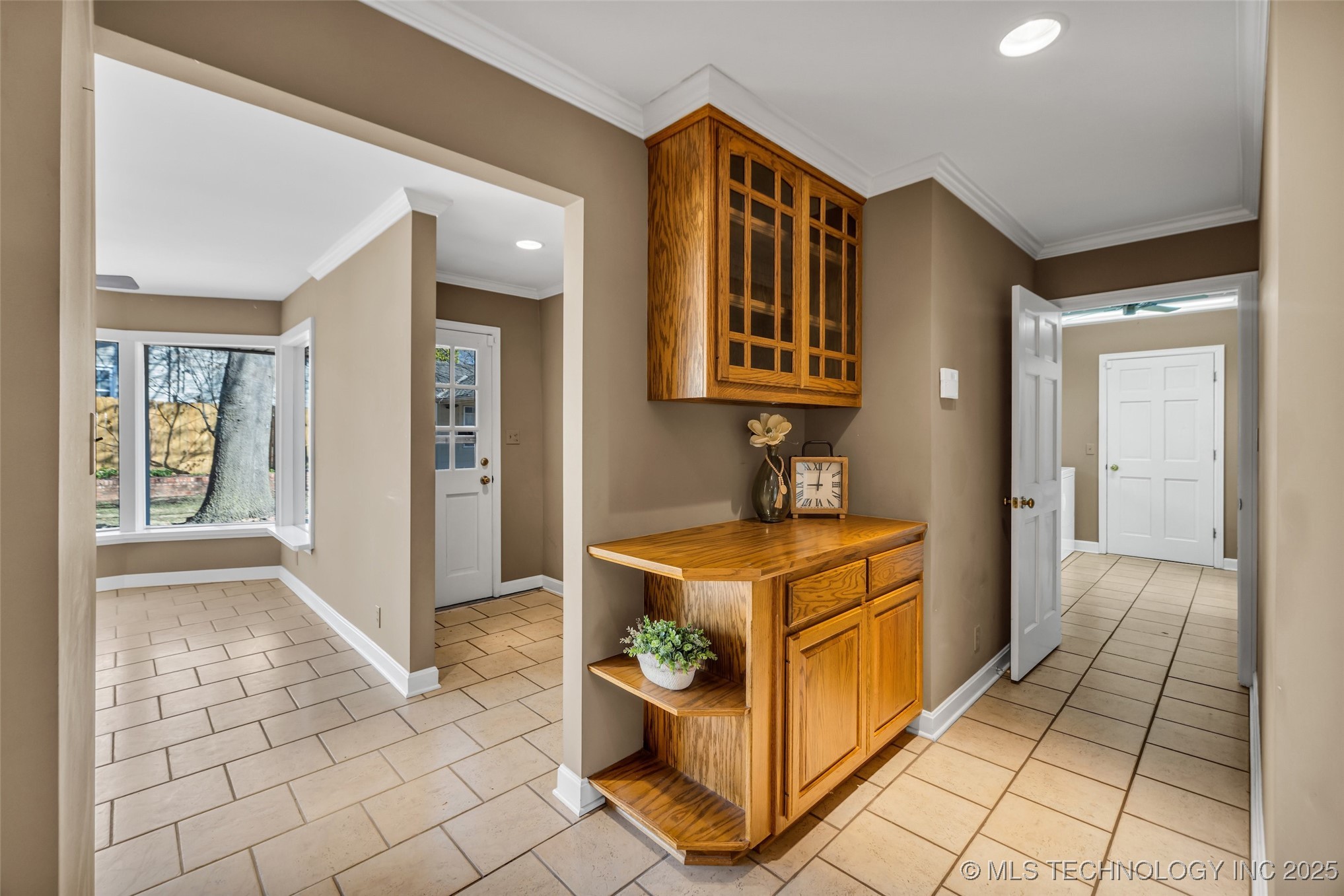 2835 E 47th Street