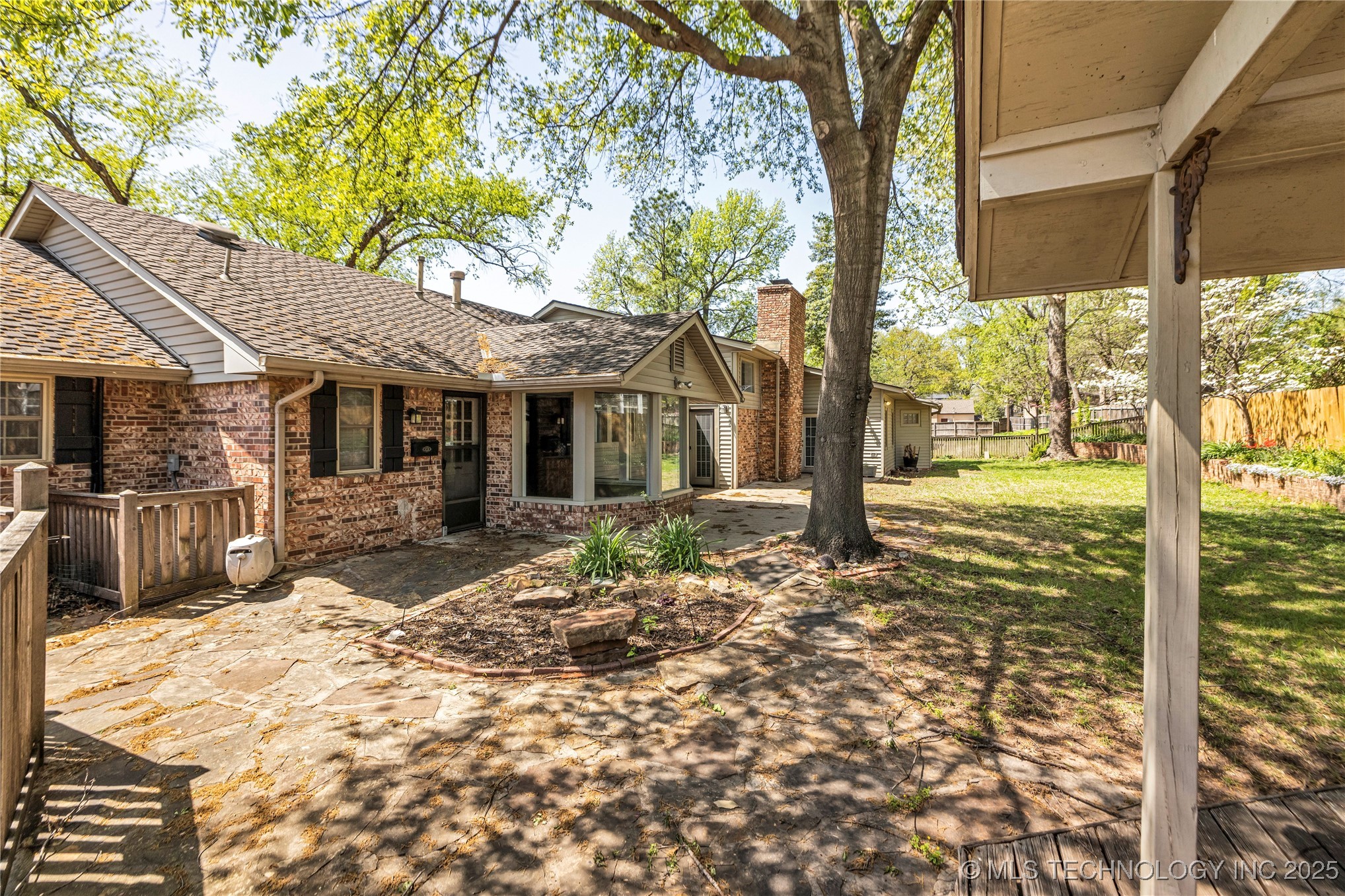 2835 E 47th Street