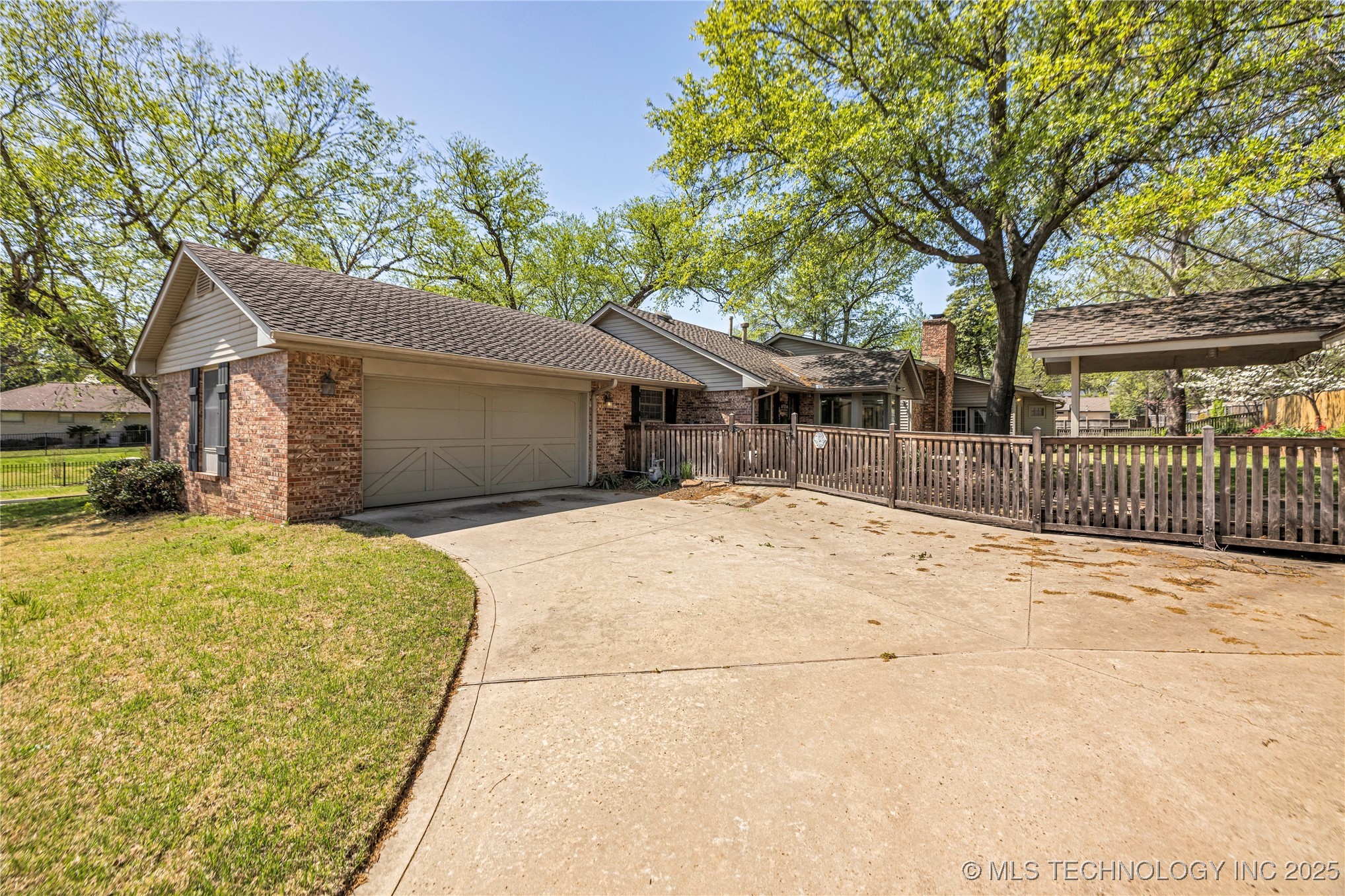 2835 E 47th Street