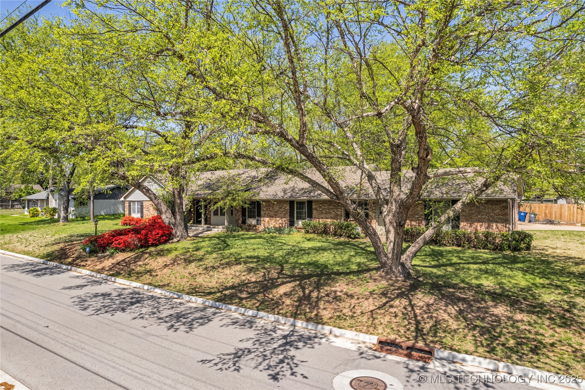 2835 E 47th Street