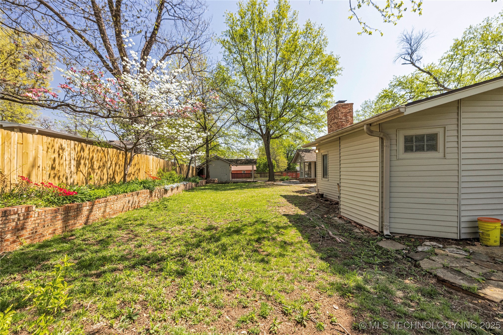 2835 E 47th Street