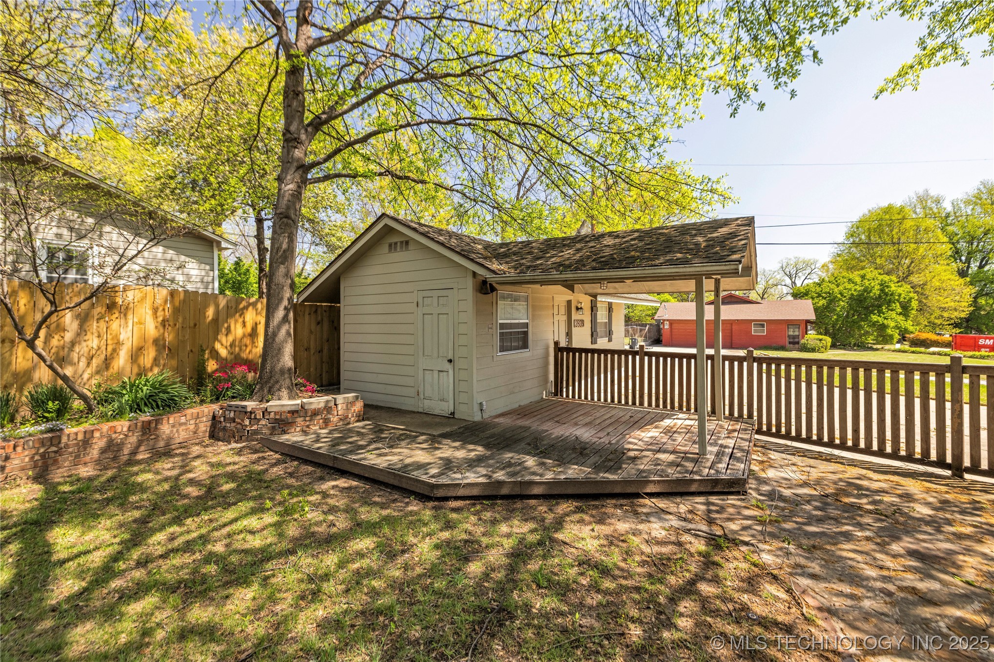 2835 E 47th Street