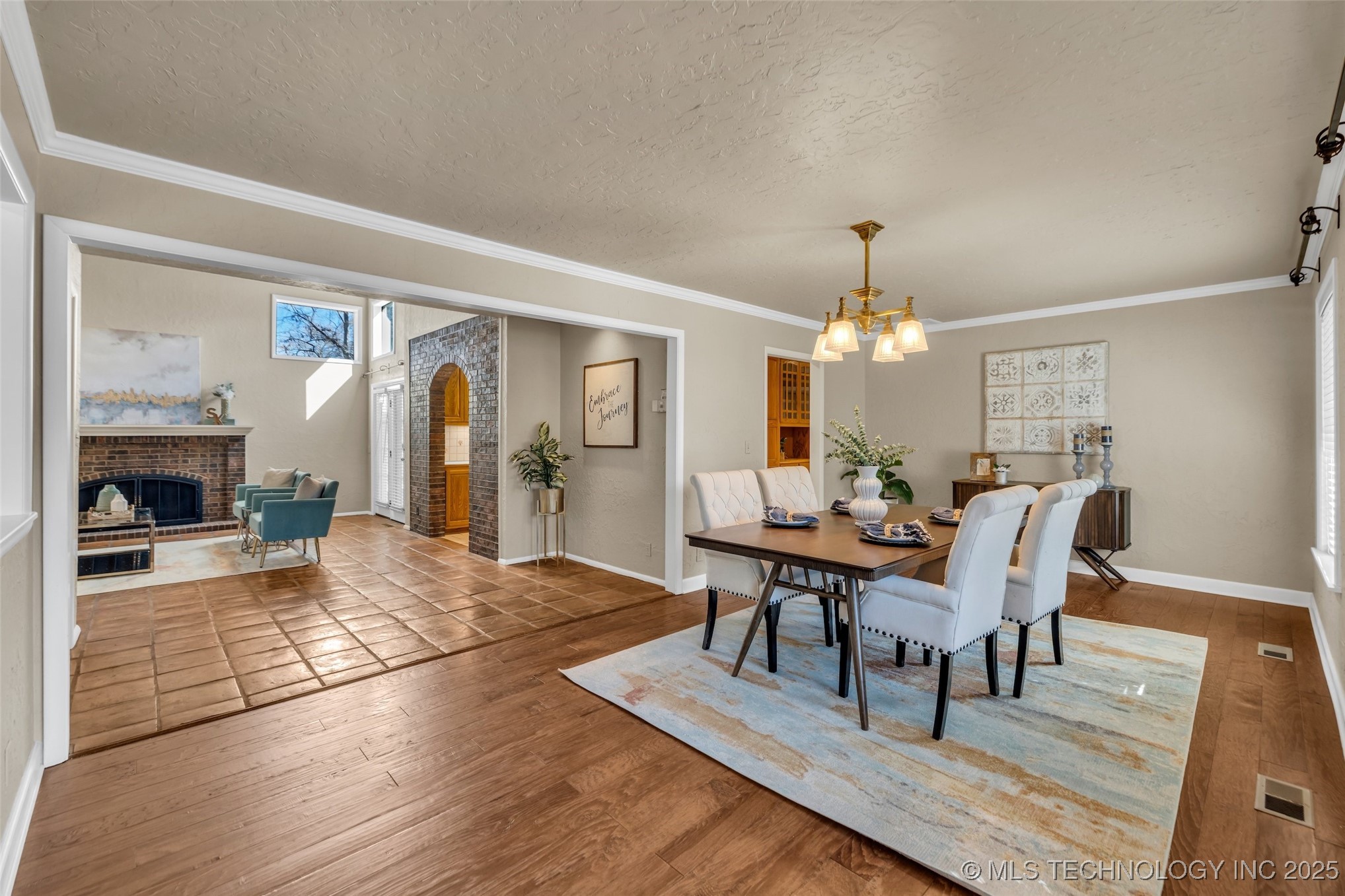 2835 E 47th Street