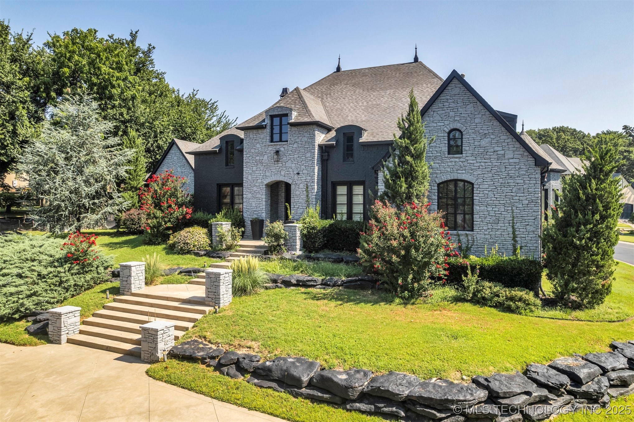 11922 S Kingston Avenue