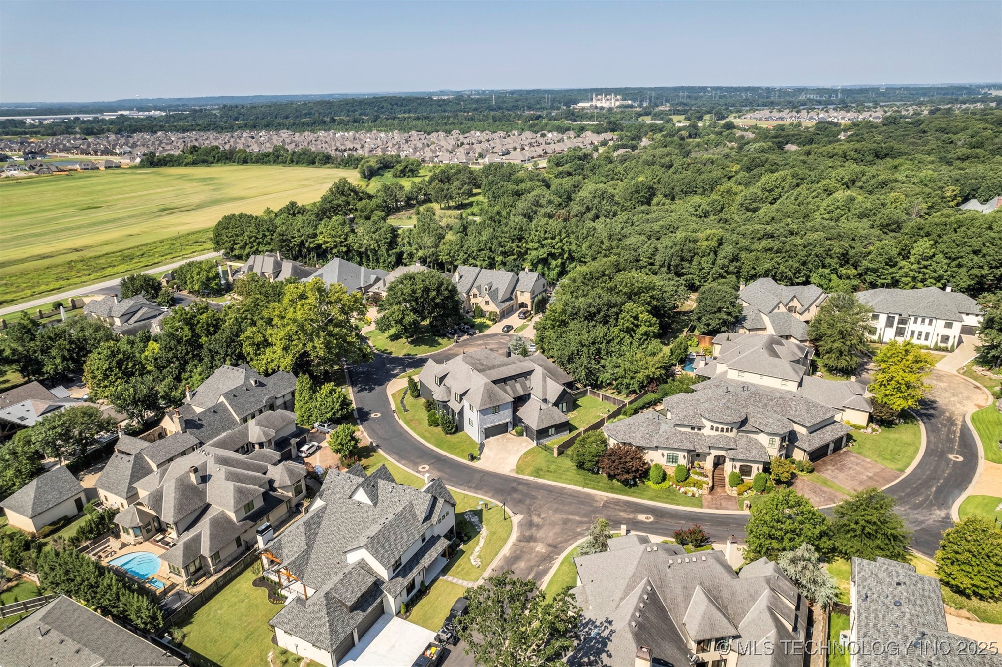 11922 S Kingston Avenue