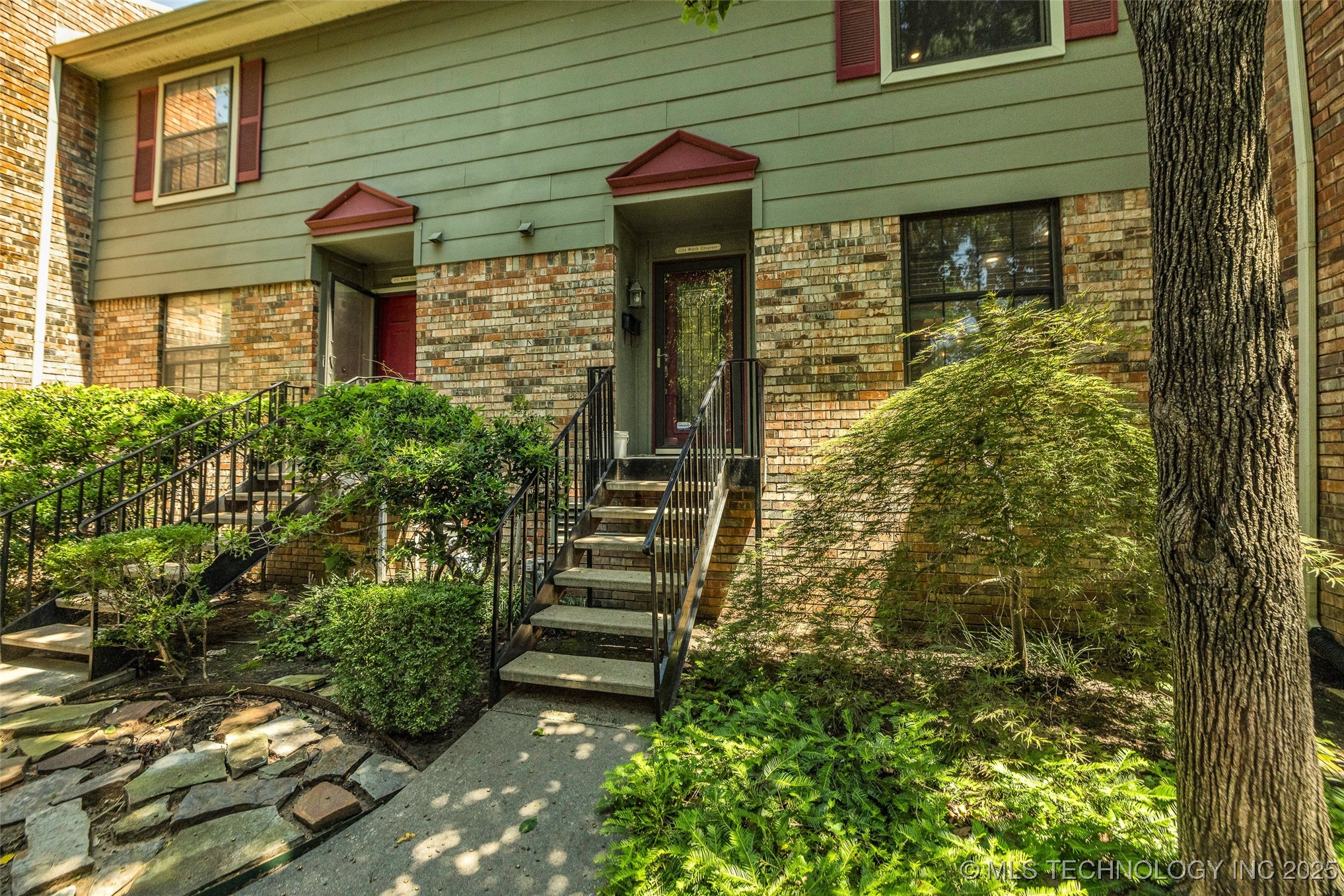 1744 S Cheyenne Avenue 2