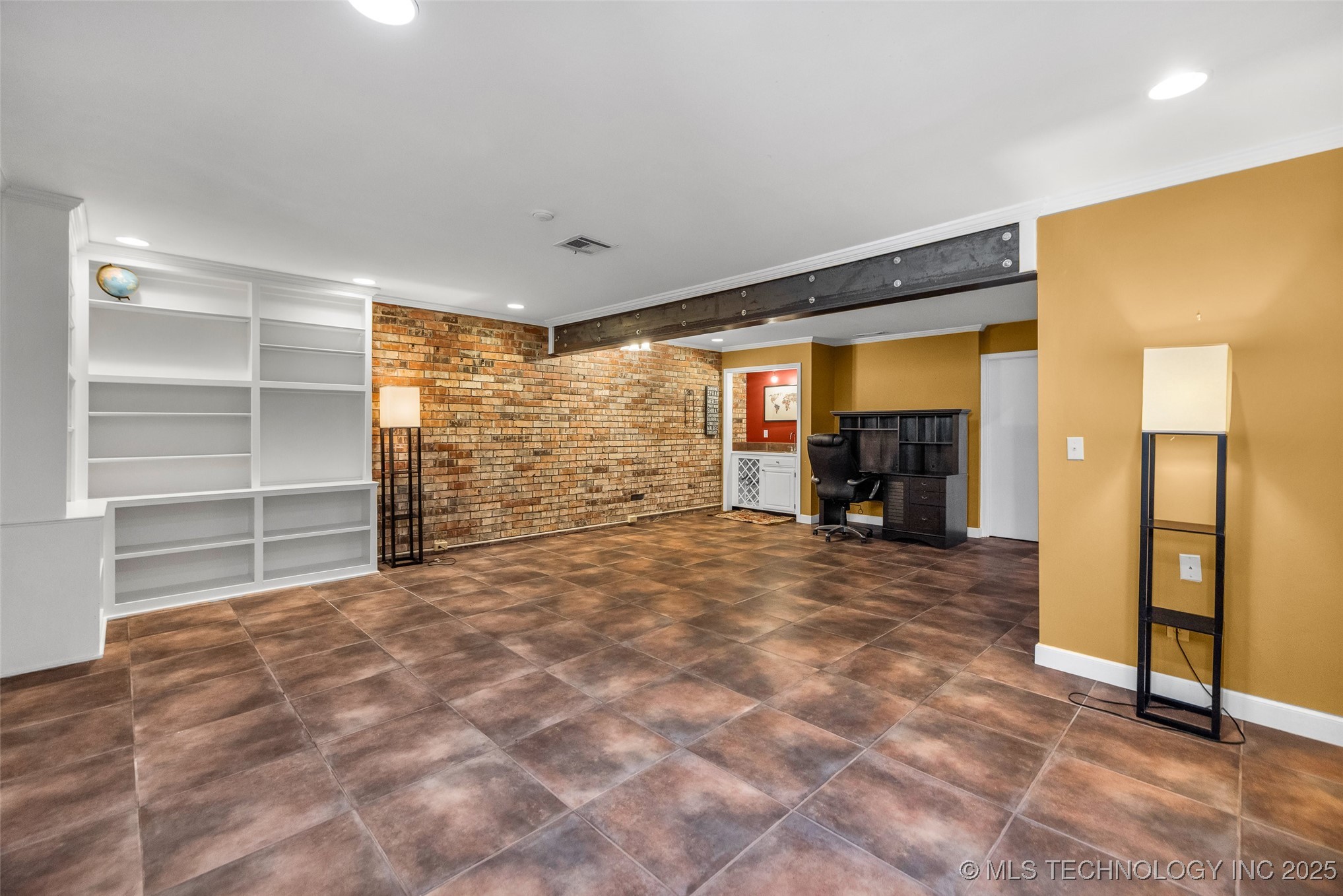 1744 S Cheyenne Avenue 2