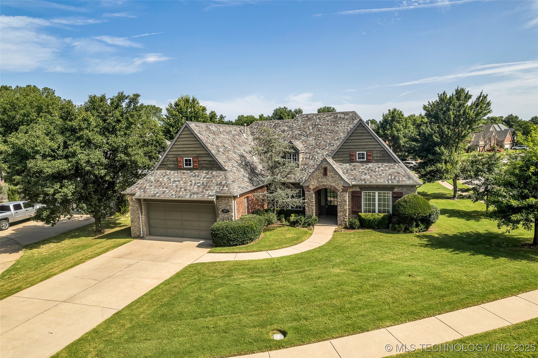 9063 E 118th Place