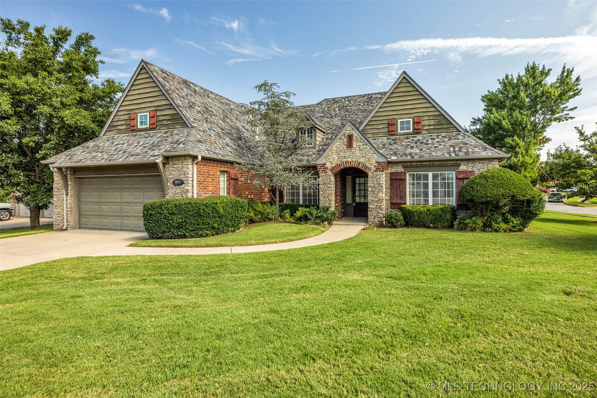 9063 E 118th Place