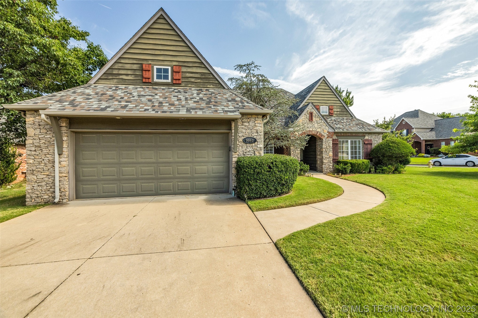9063 E 118th Place