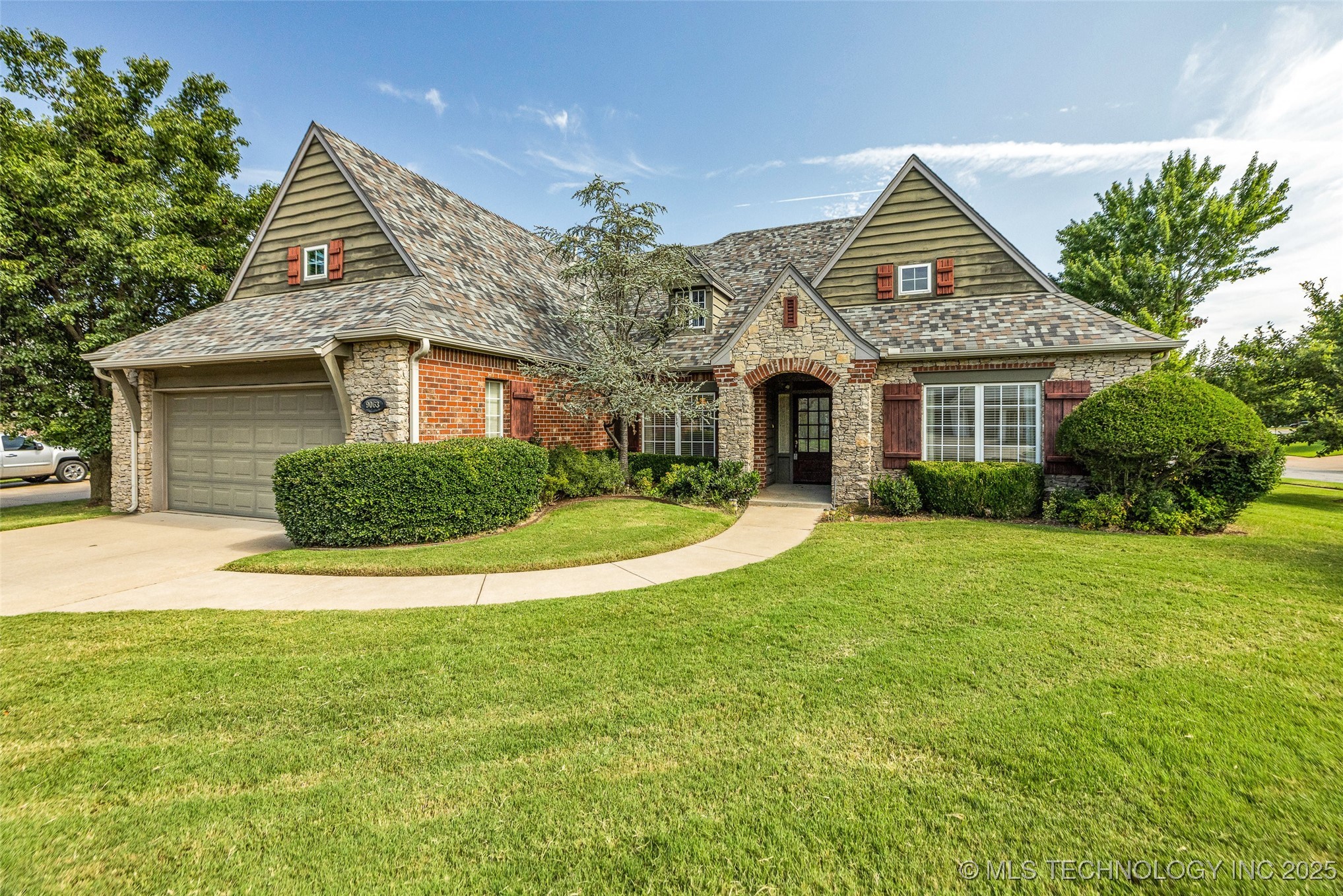 9063 E 118th Place
