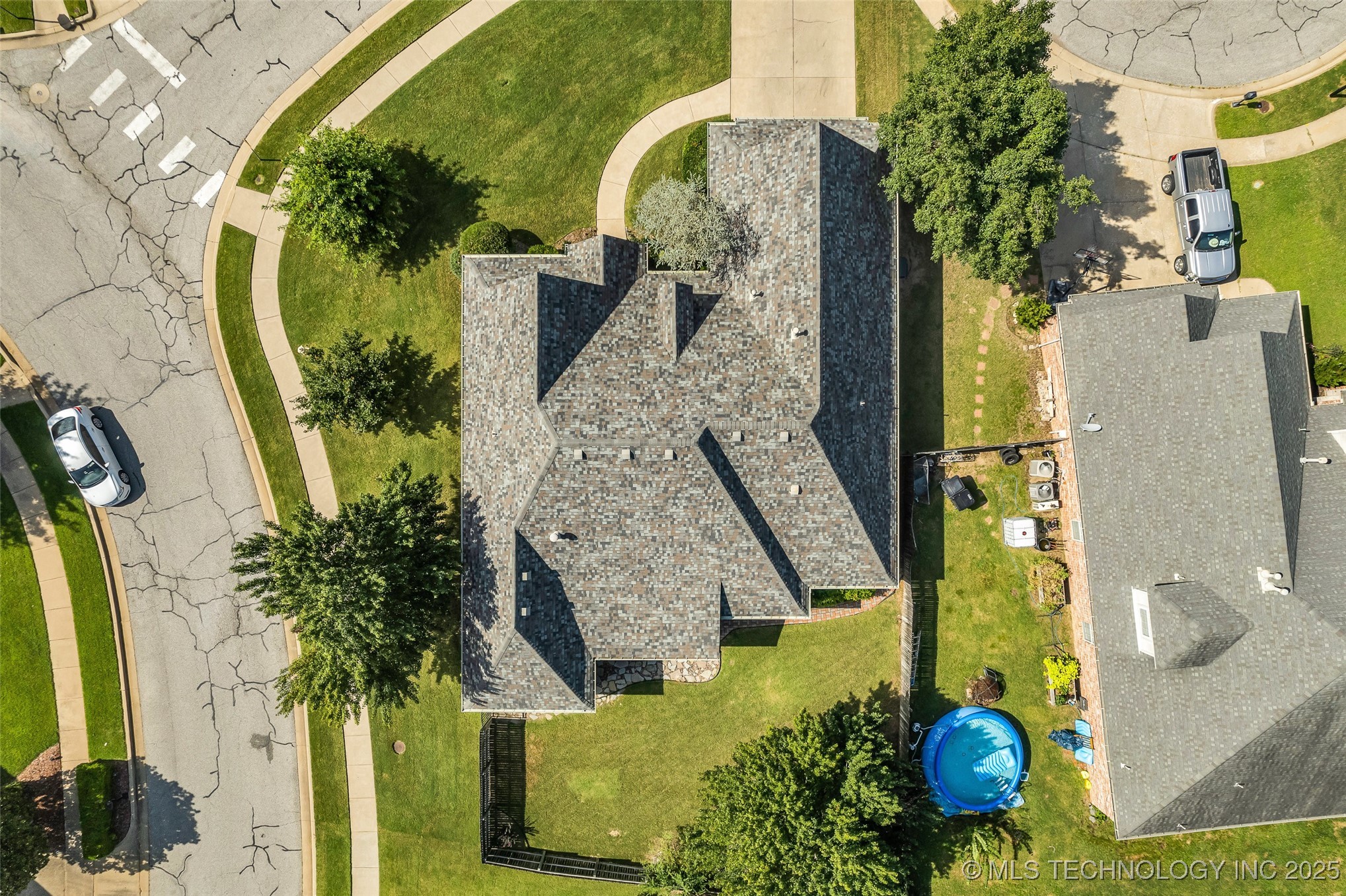 9063 E 118th Place