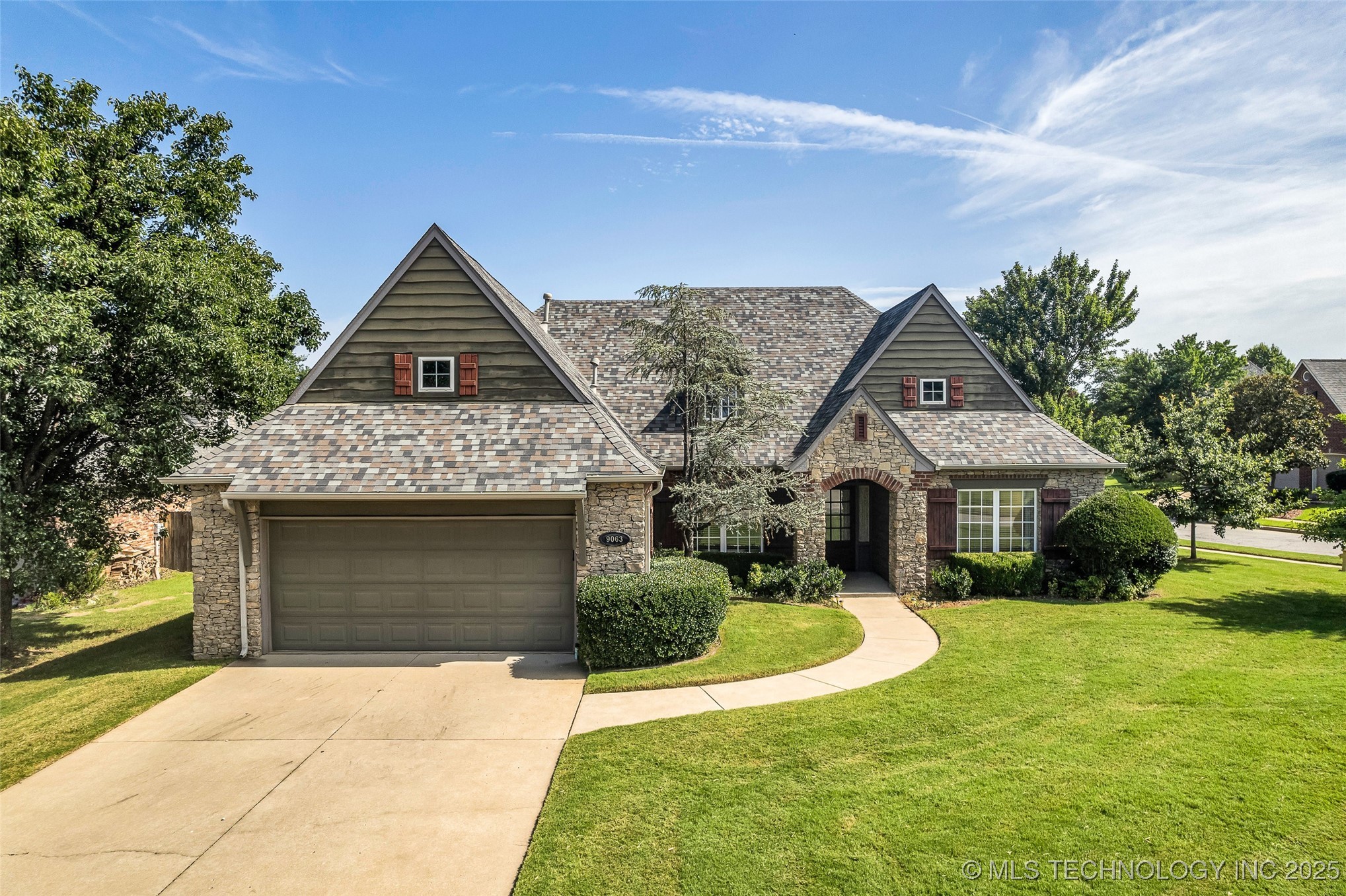 9063 E 118th Place