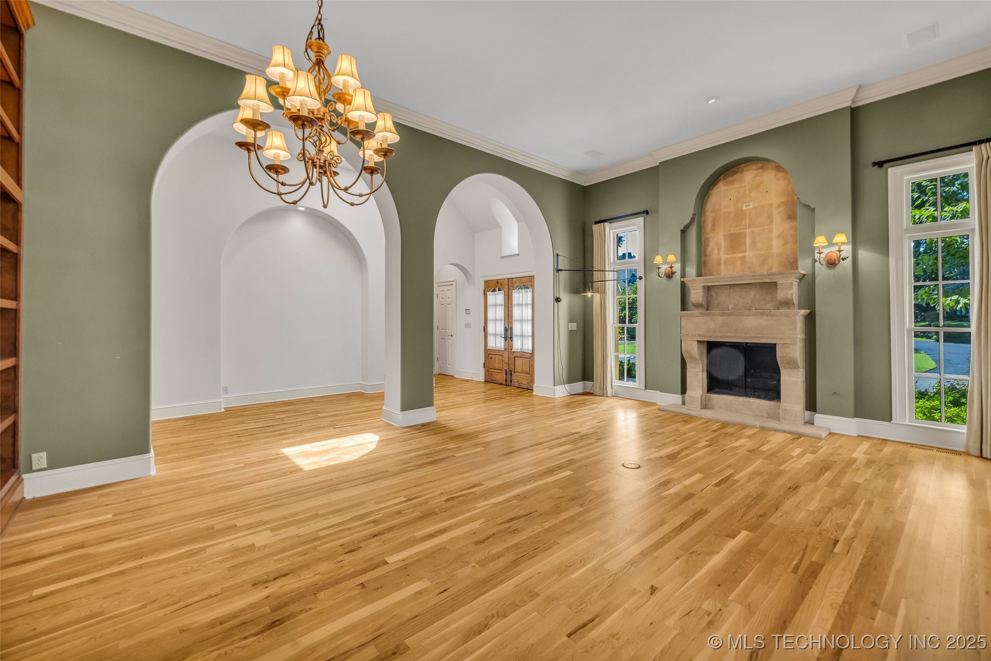 9805 S Vandalia Avenue