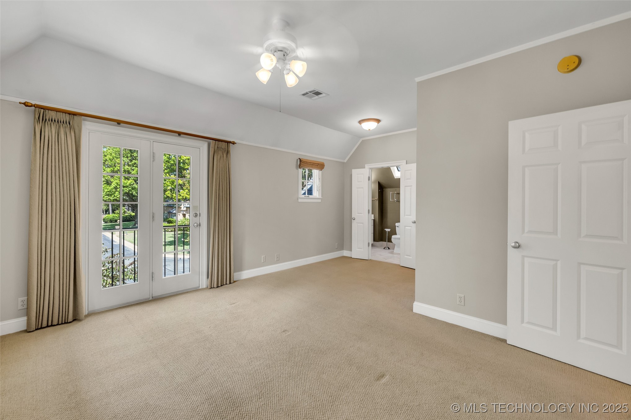 9805 S Vandalia Avenue