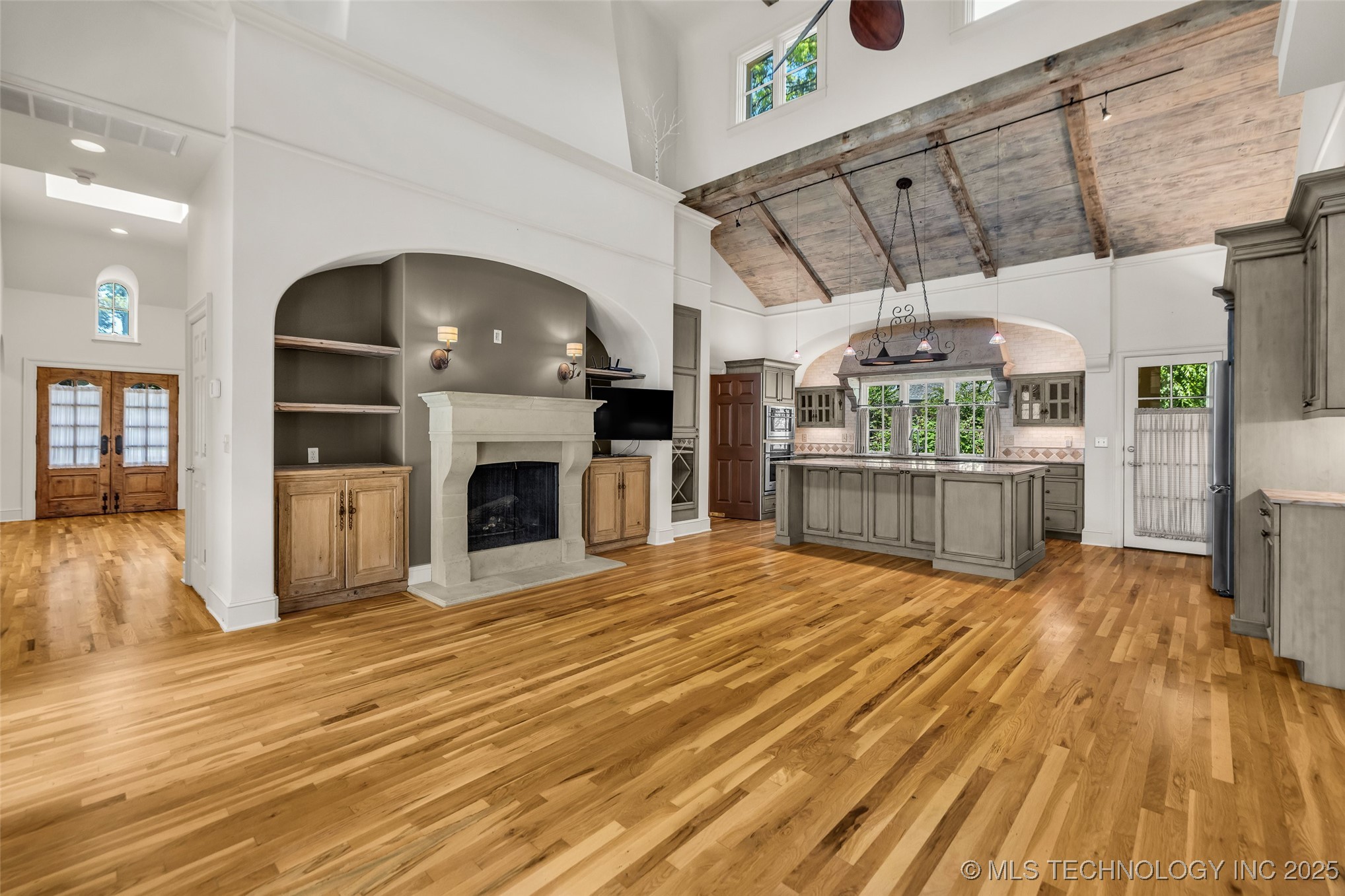 9805 S Vandalia Avenue