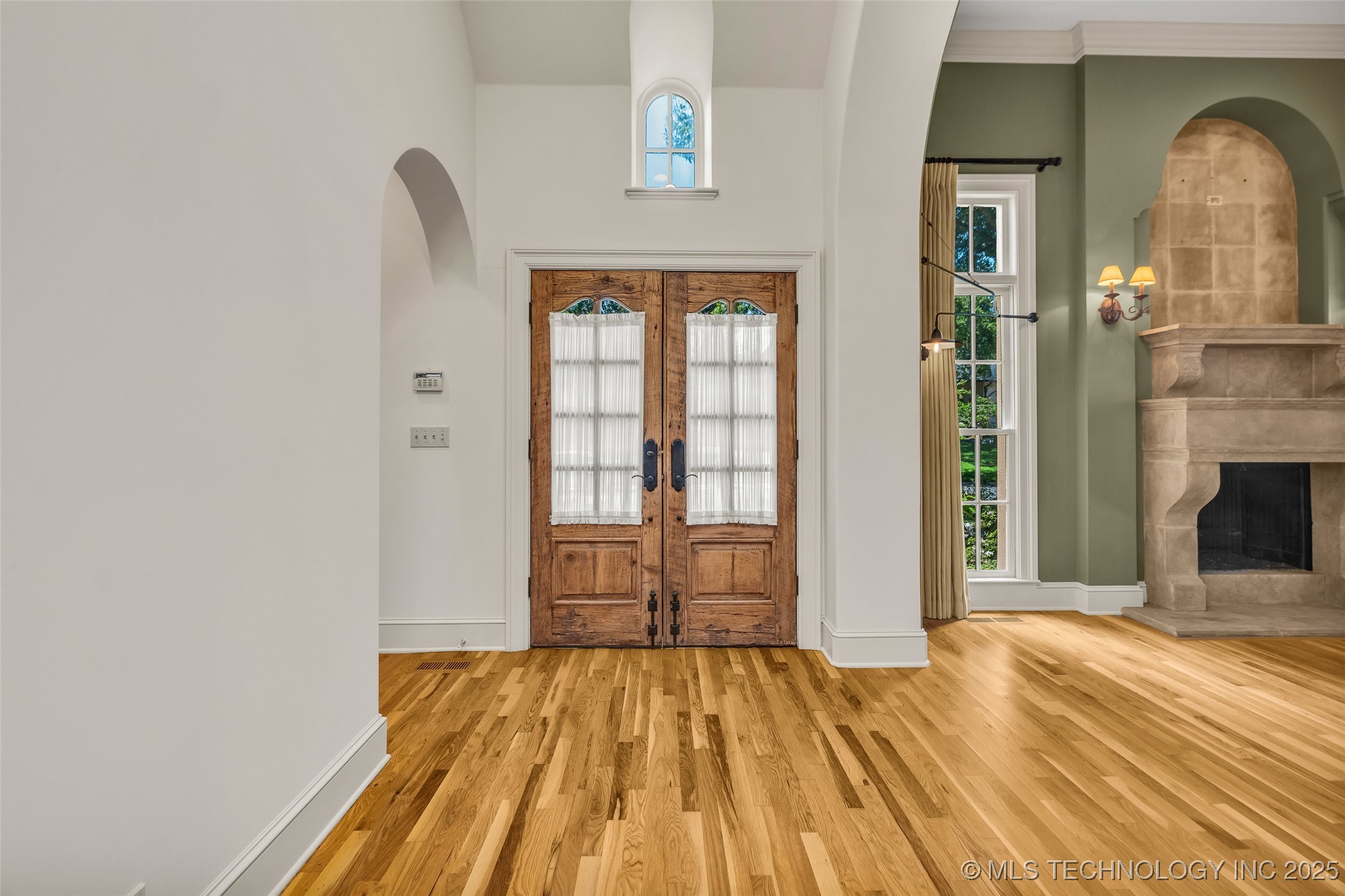 9805 S Vandalia Avenue