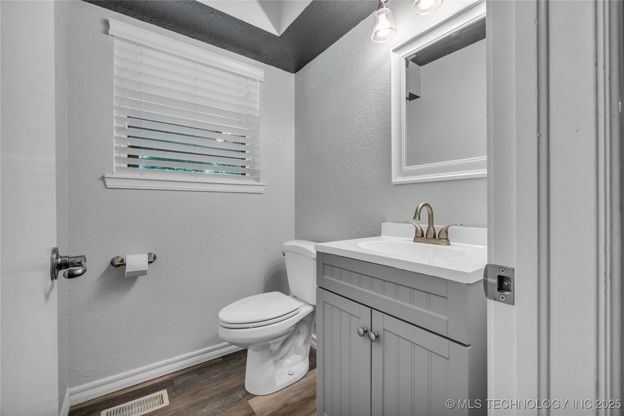 10603 E 99th Place