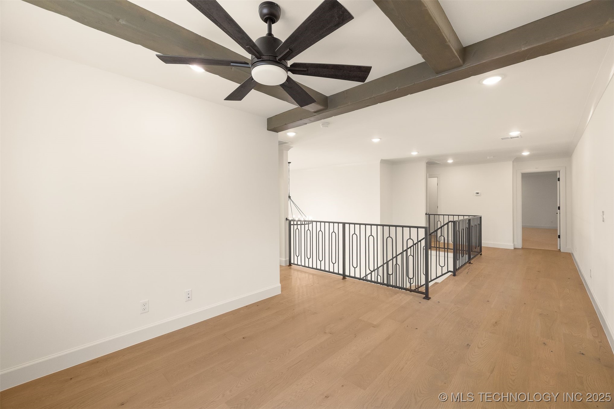 1009 E 38th Street