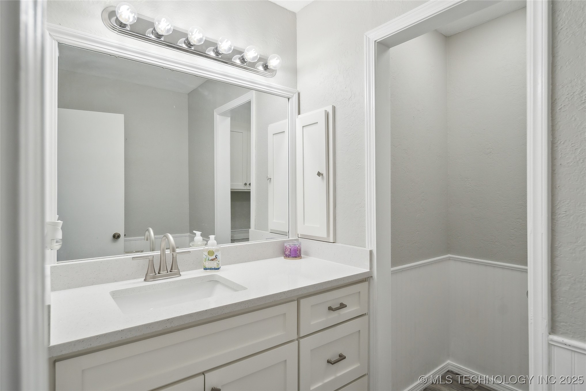 42 Diamond Head Drive 42