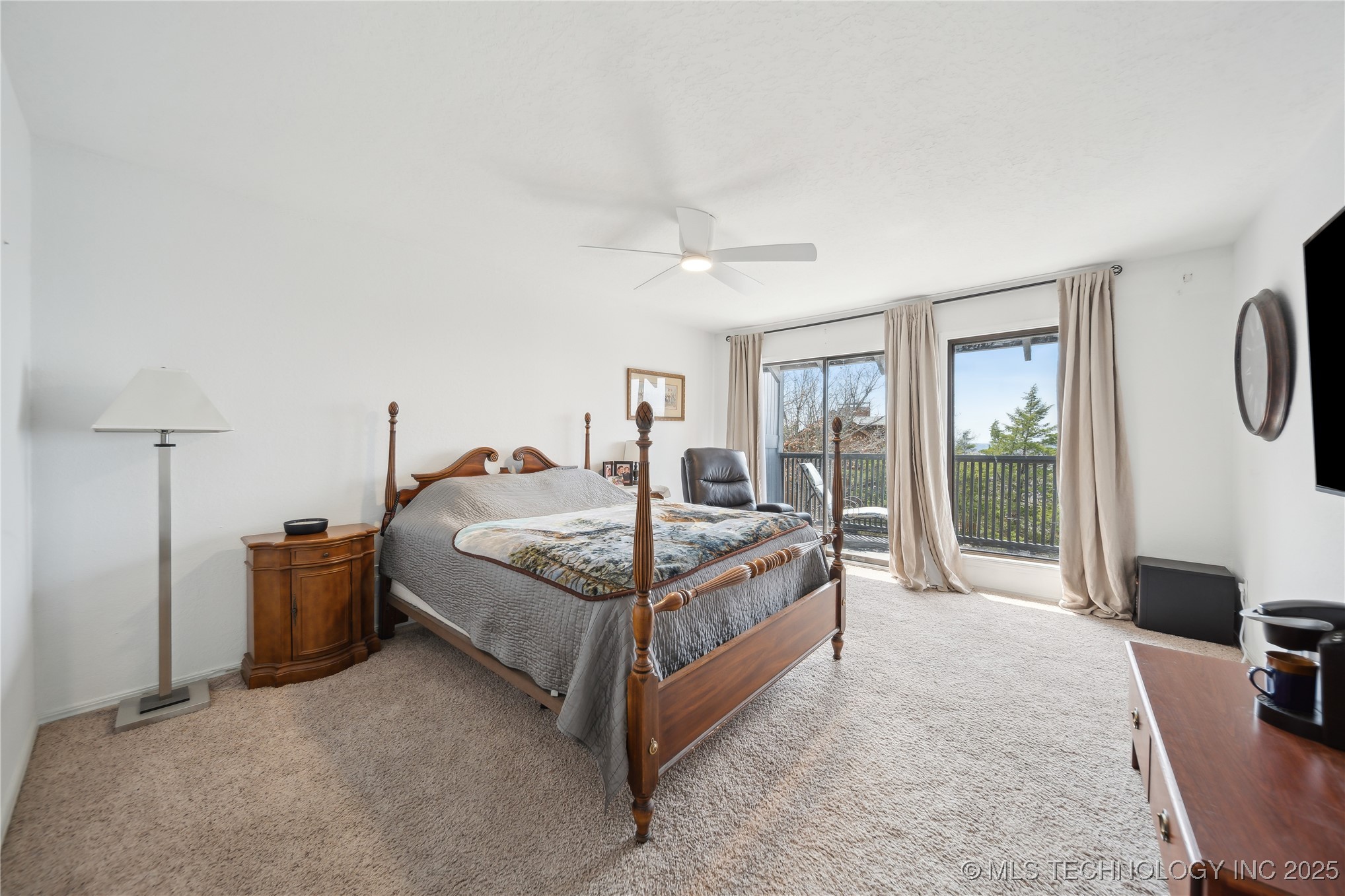 42 Diamond Head Drive 42