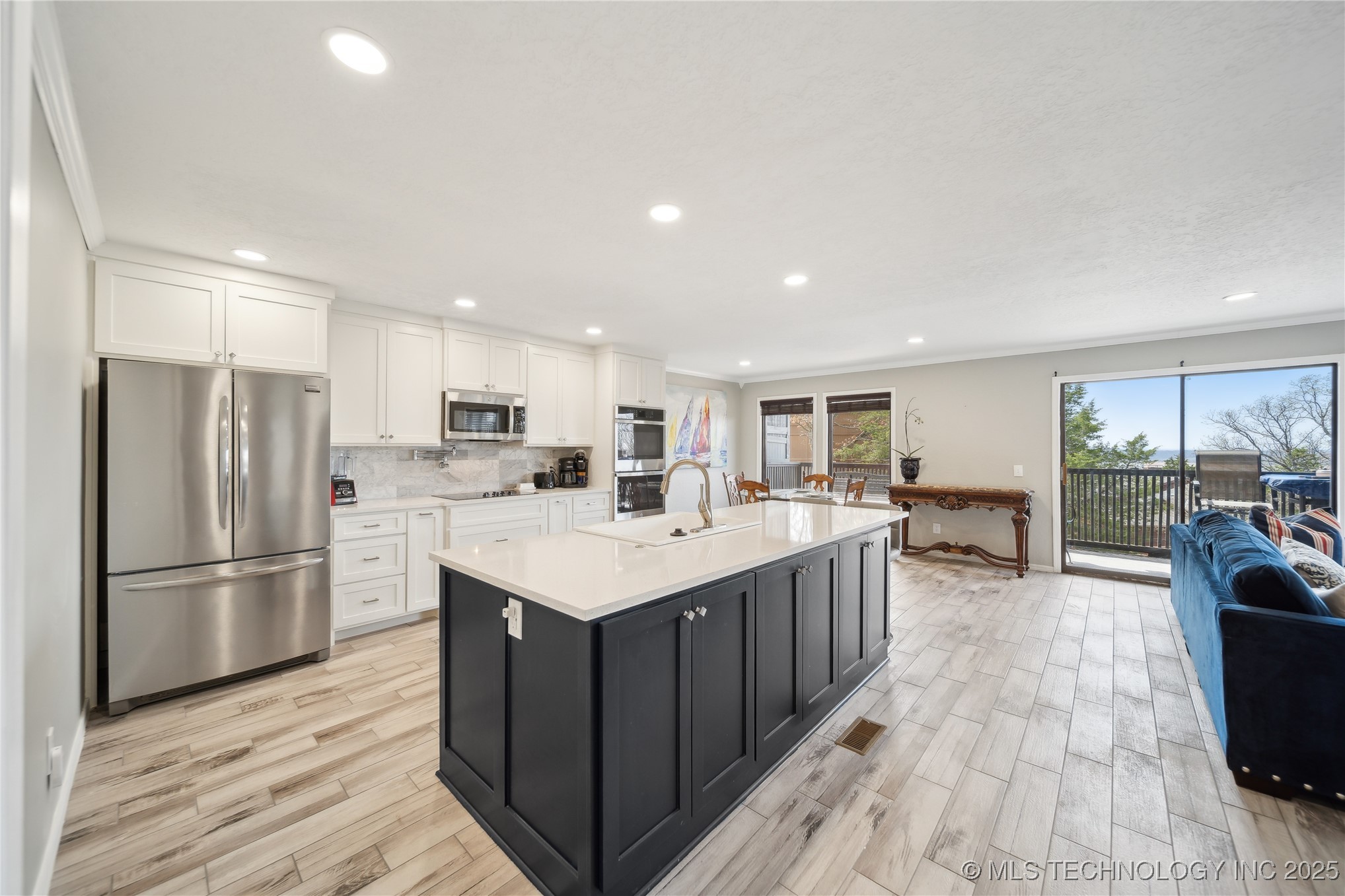 42 Diamond Head Drive 42