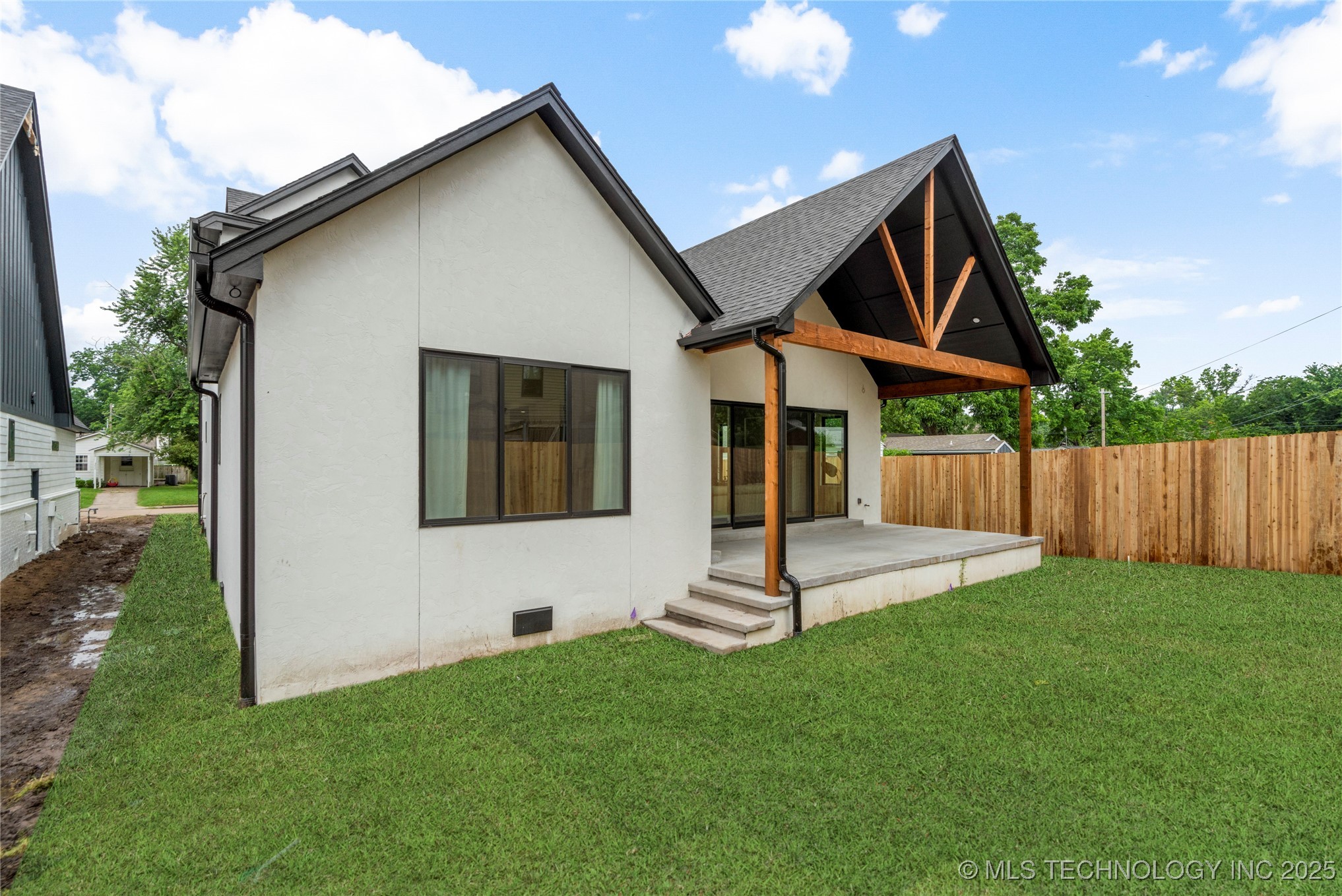 3917 S Madison Avenue