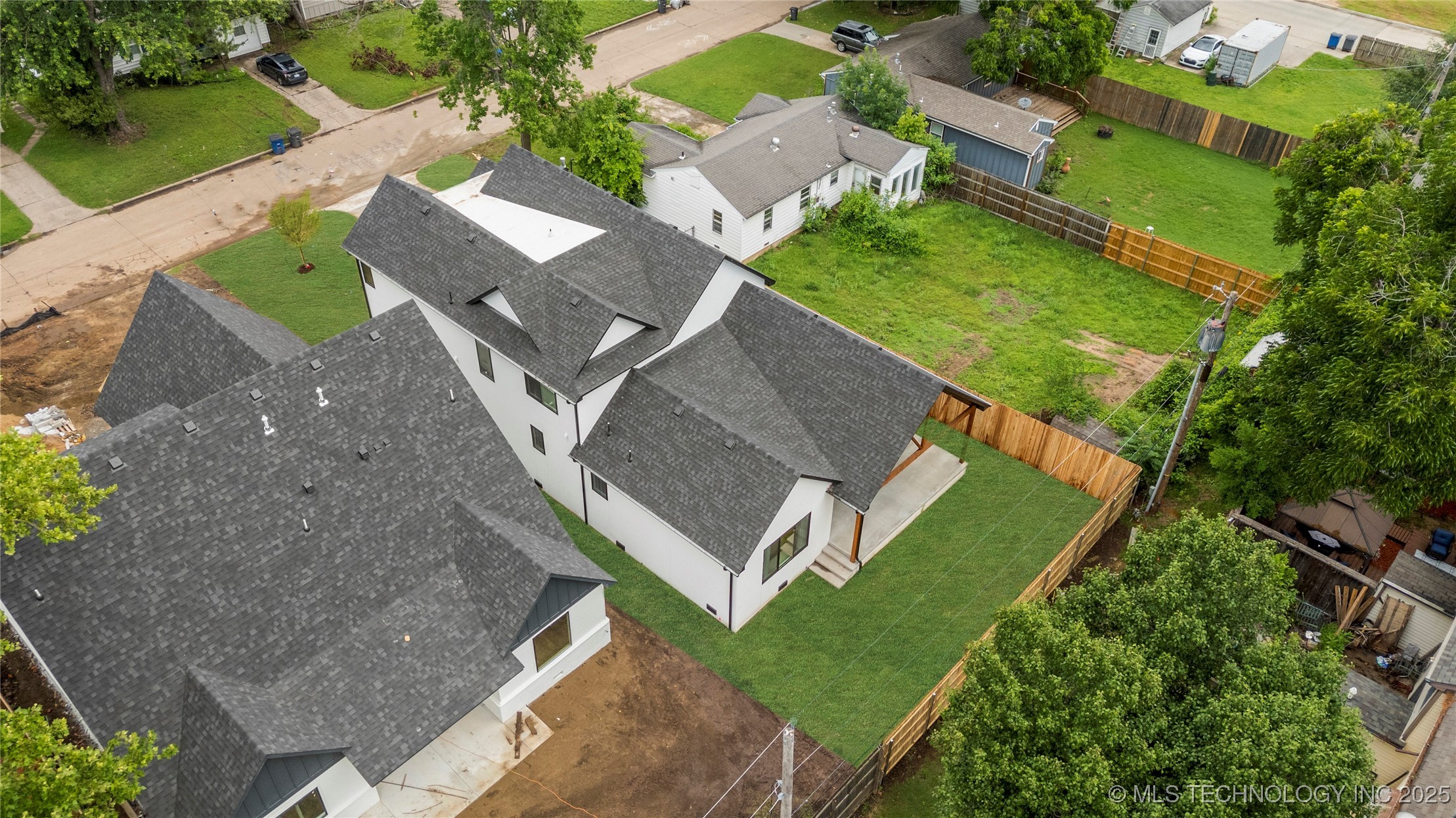 3917 S Madison Avenue