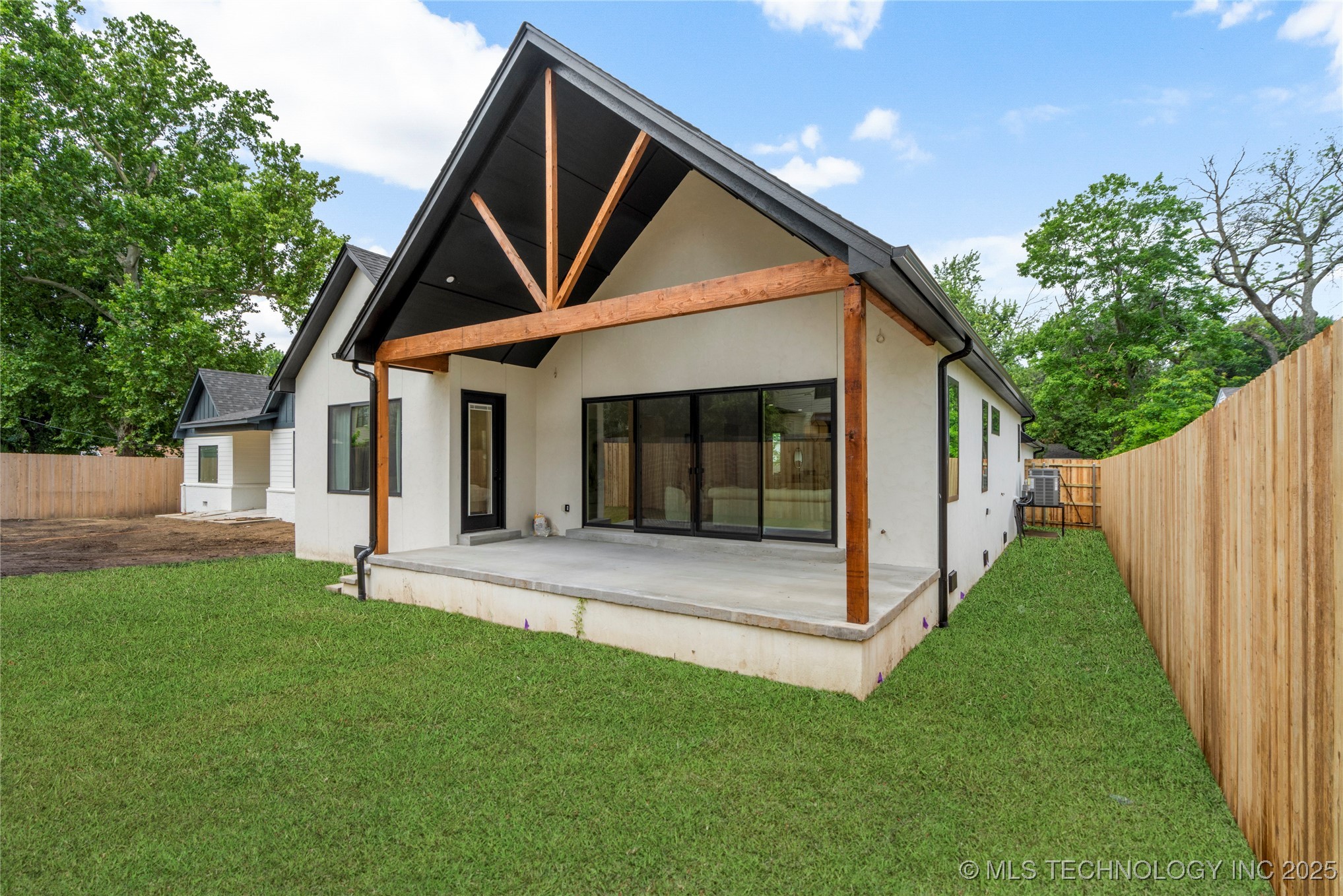 3917 S Madison Avenue